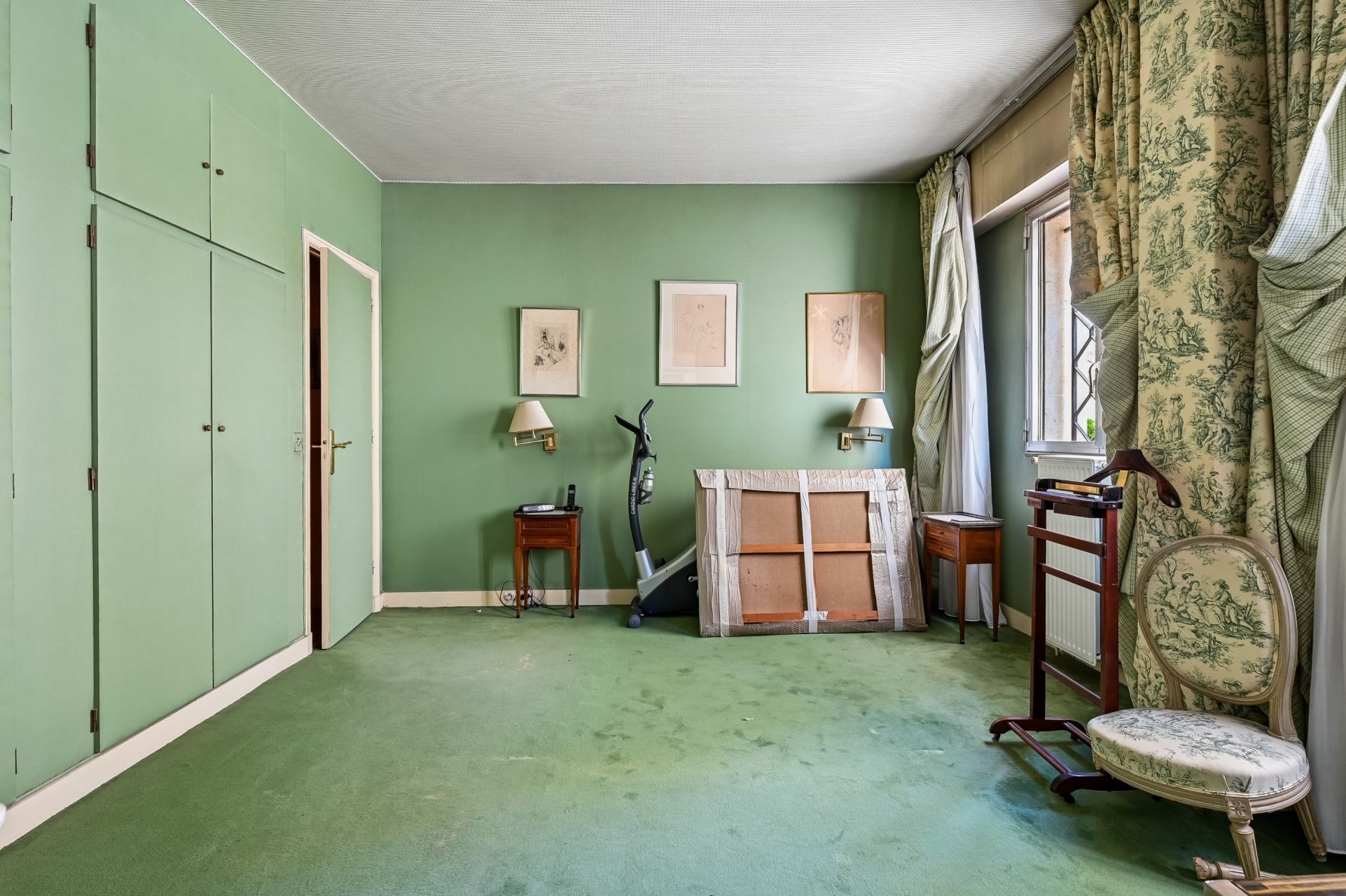 luxury apartment 5 Rooms for sale on NEUILLY SUR SEINE (92200)