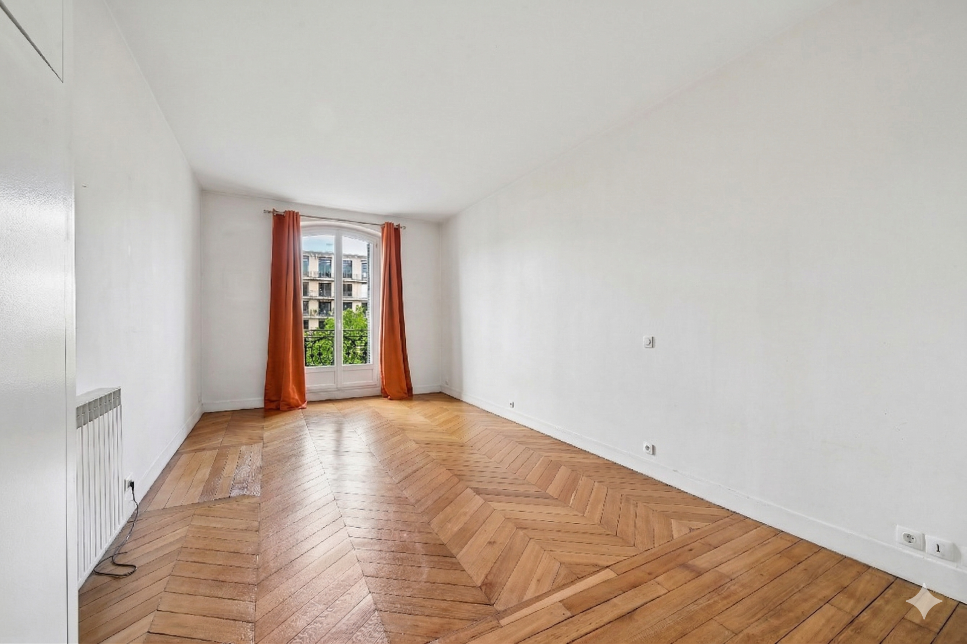 luxury apartment 7 Rooms for sale on PARIS (75016)