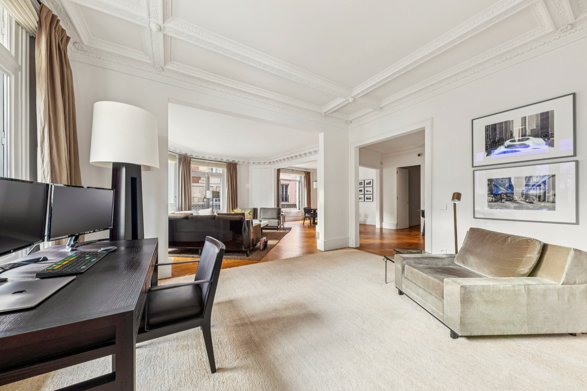 luxury apartment 6 Rooms for sale on PARIS (75006)