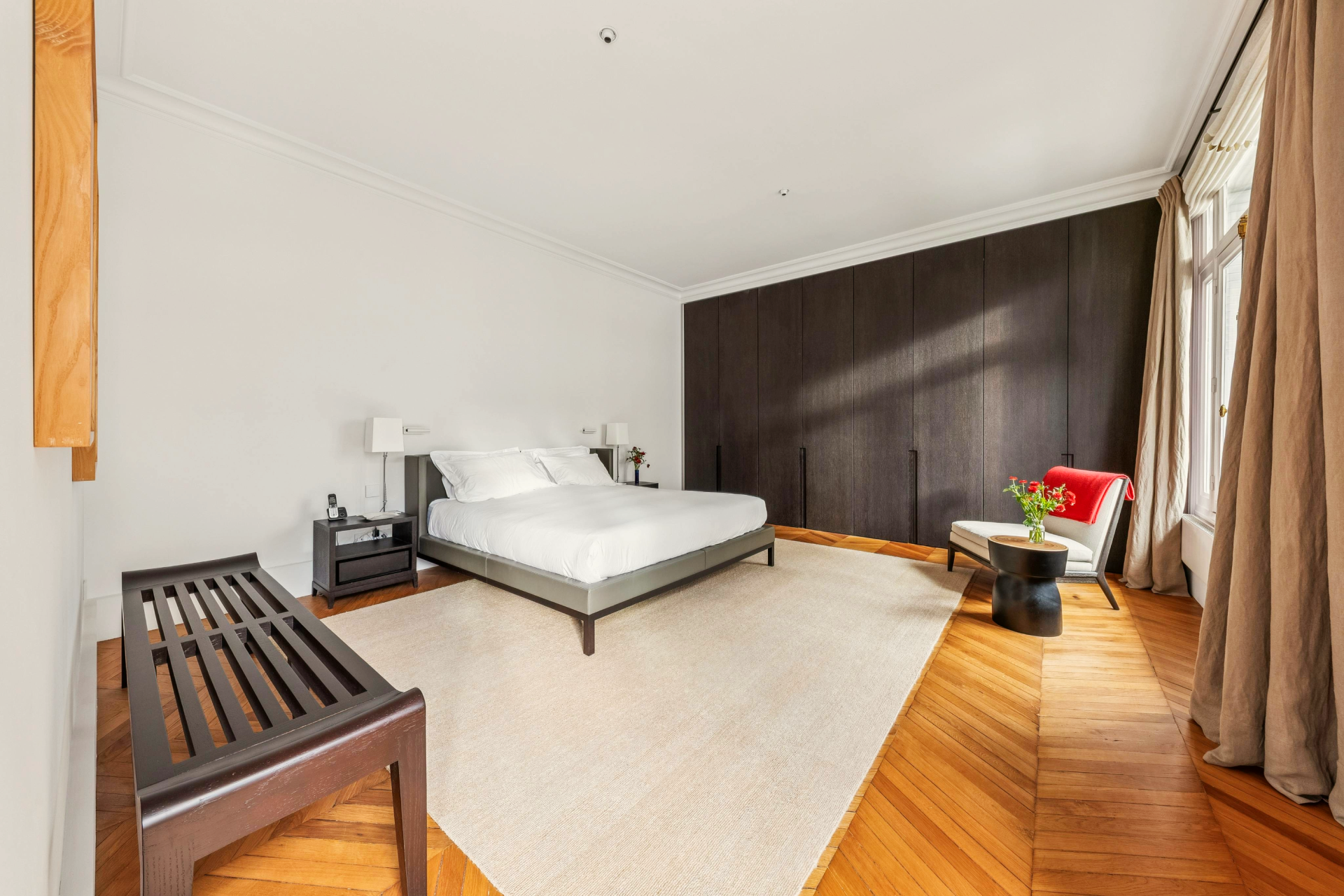 luxury apartment 6 Rooms for sale on PARIS (75006)