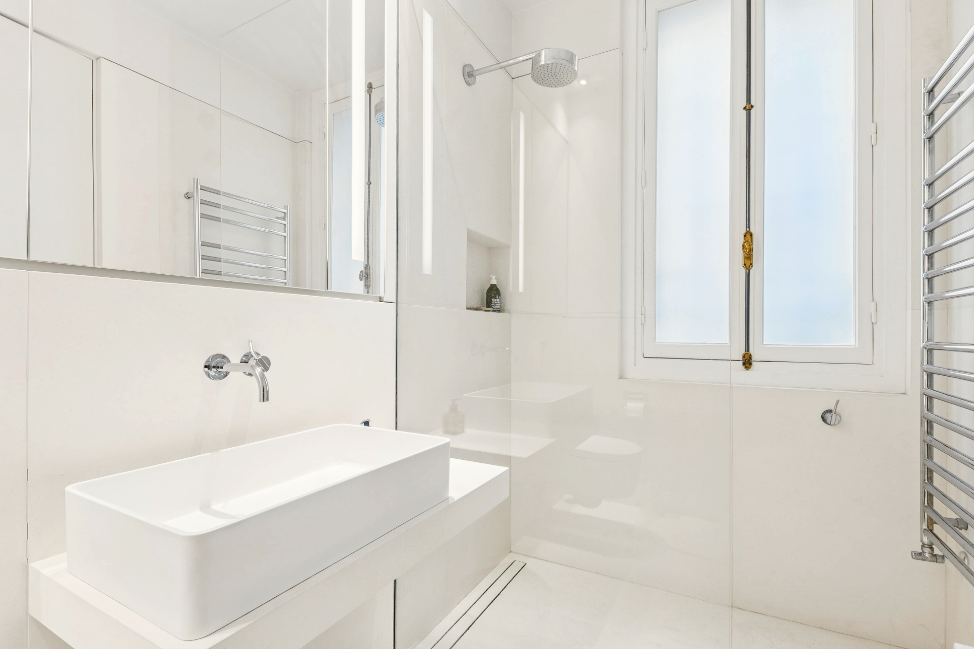 luxury apartment 6 Rooms for sale on PARIS (75006)