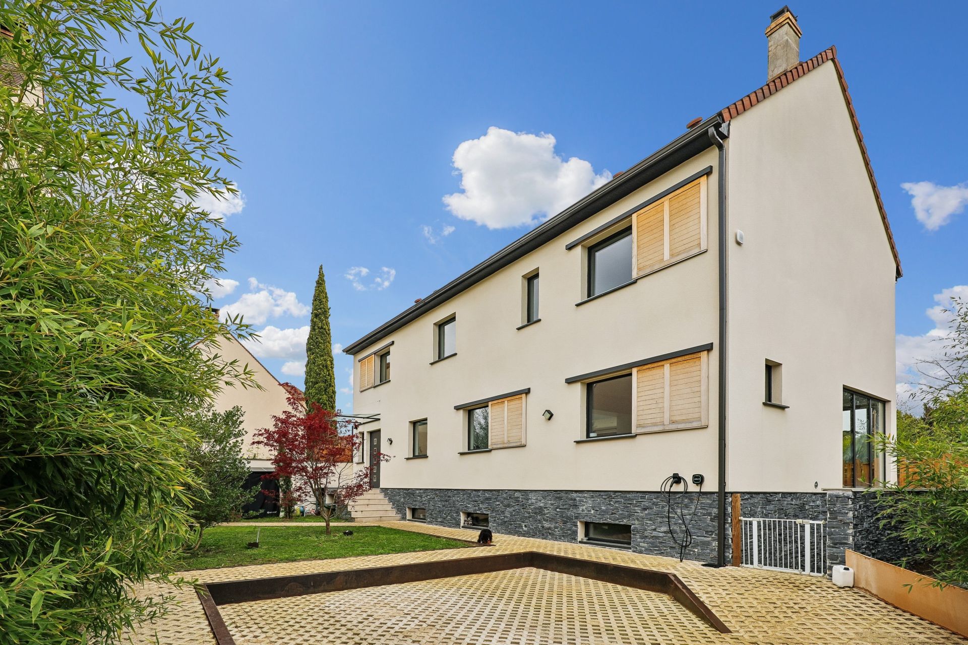 luxury house 9 Rooms for rent on CROISSY SUR SEINE (78290)