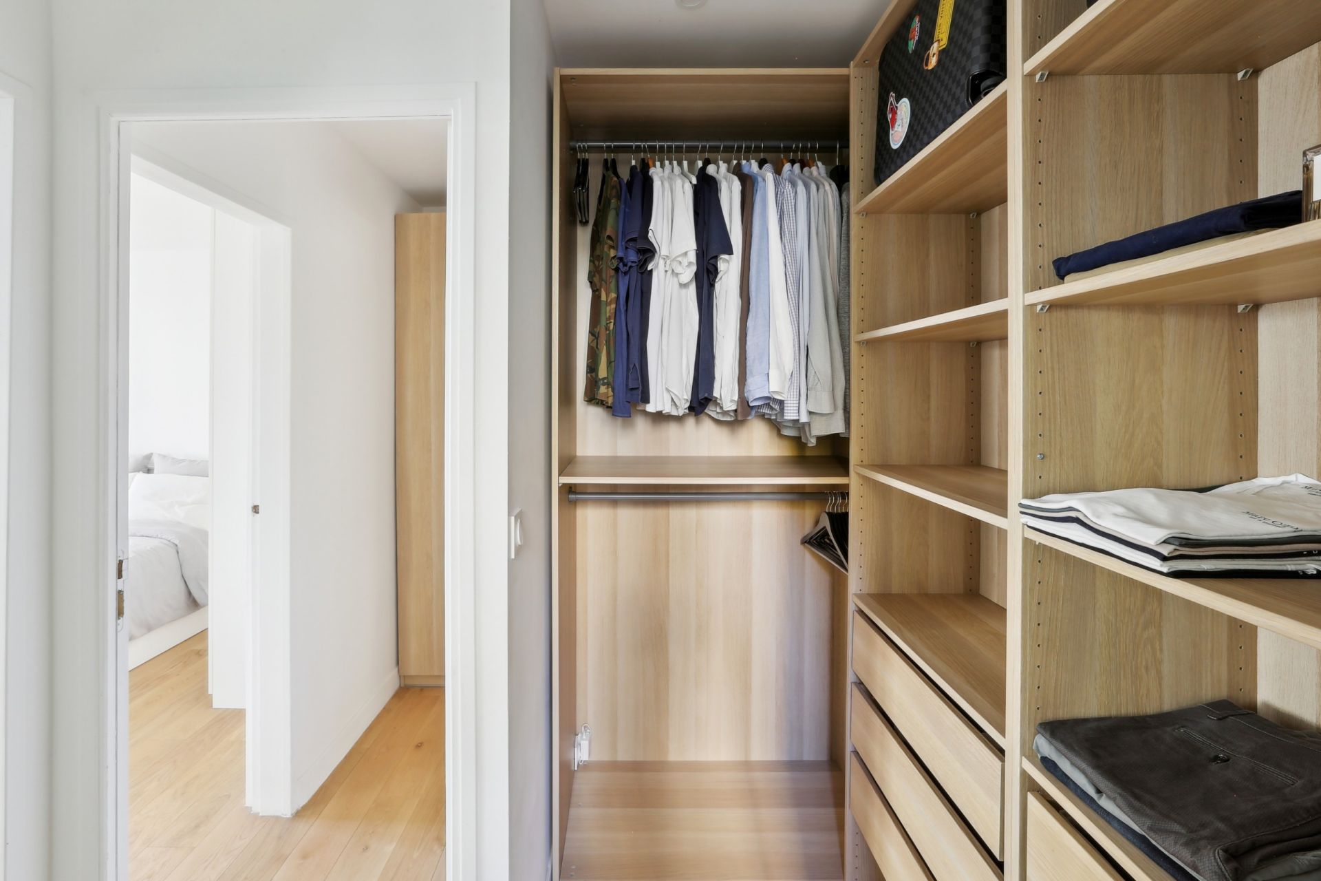 luxury apartment 4 Rooms for sale on NEUILLY SUR SEINE (92200)