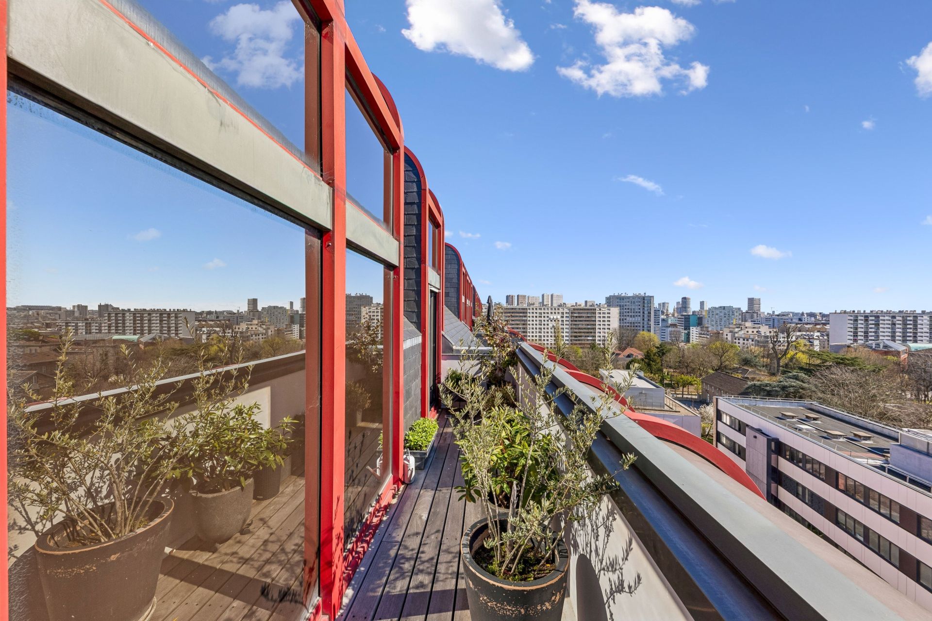 luxury apartment 5 Rooms for sale on PARIS (75014)