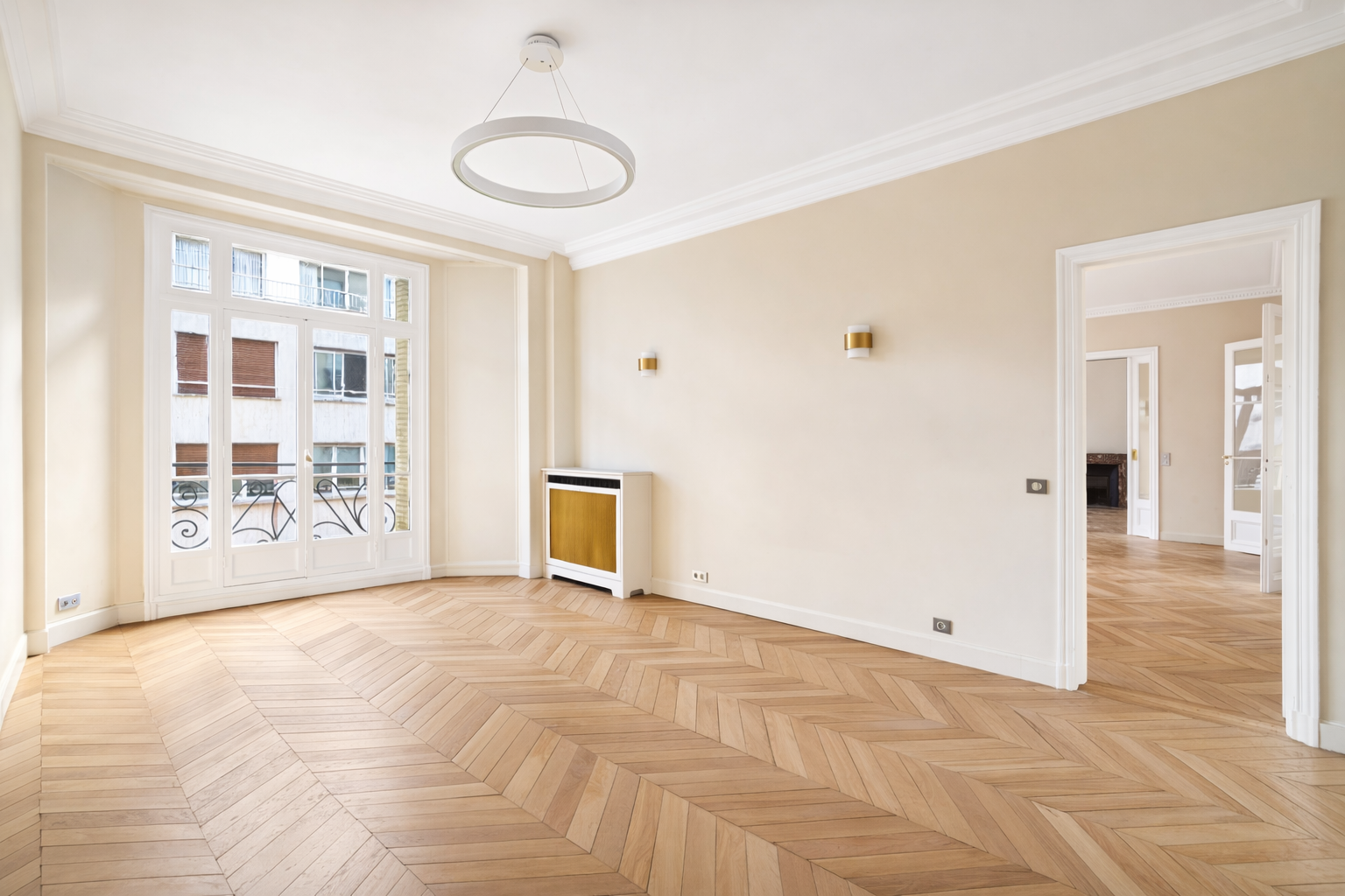 luxury apartment 5 Rooms for sale on PARIS (75016)