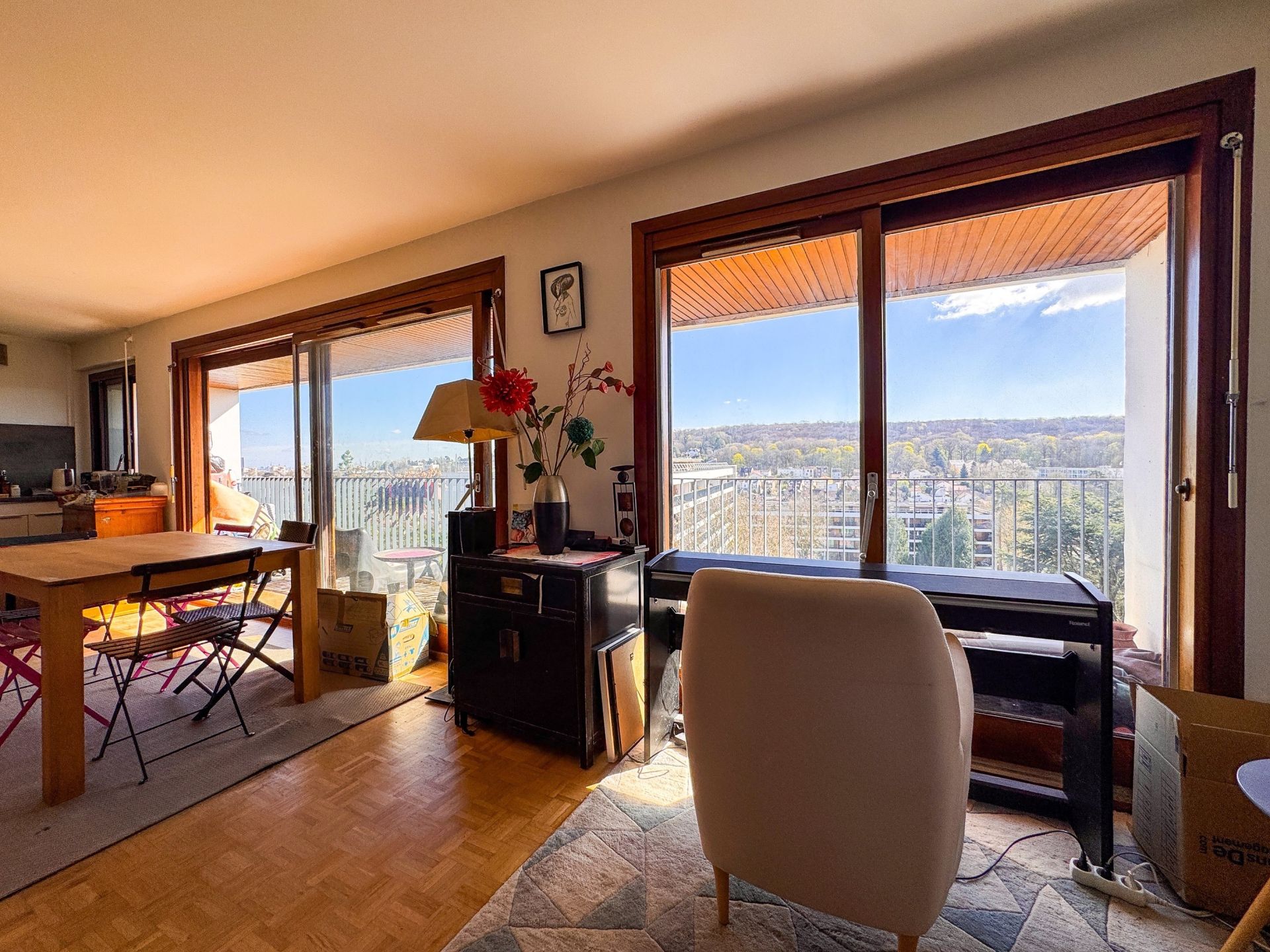 luxury apartment 4 Rooms for sale on MEUDON (92190)