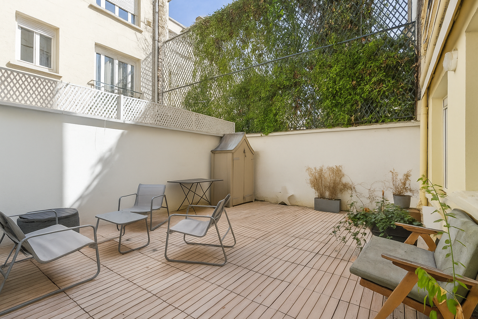 luxury apartment 6 Rooms for sale on NEUILLY SUR SEINE (92200)