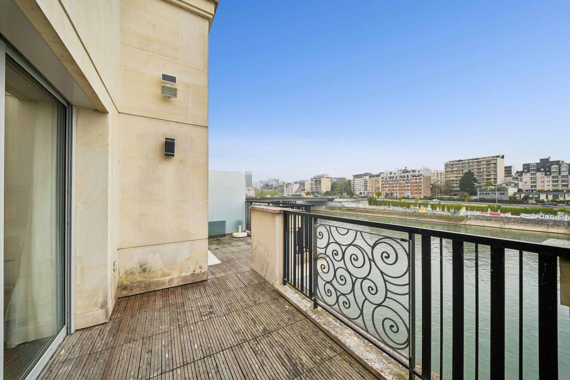 luxury apartment 2 Rooms for sale on NEUILLY SUR SEINE (92200)