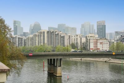 Sale Luxury apartment Neuilly-sur-Seine 2&nbsp;Rooms 66&nbsp;m²