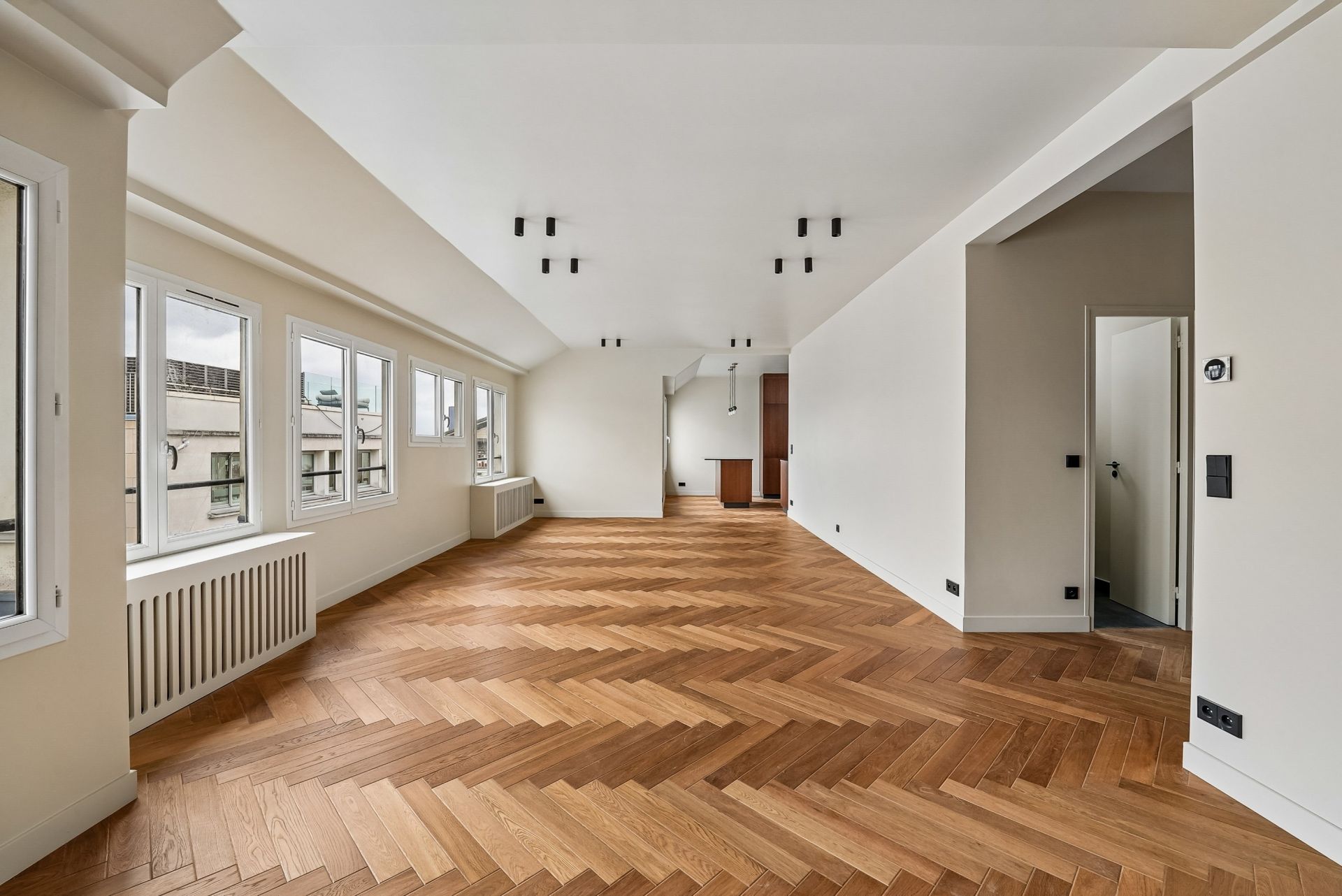 duplex de luxe 6 Pièces en vente sur PARIS (75008)