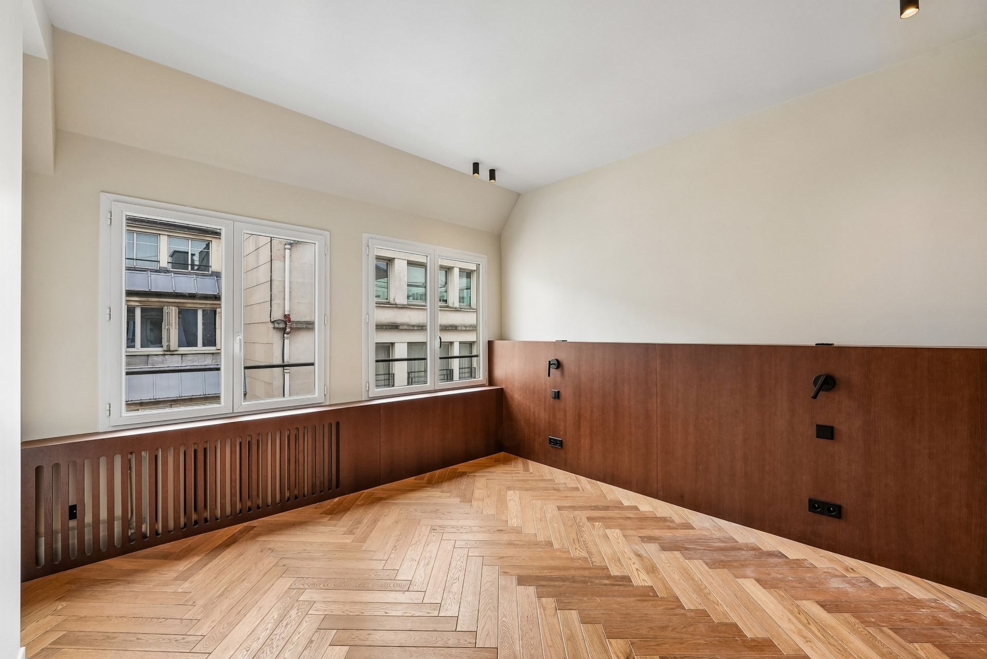 duplex de luxe 6 Pièces en vente sur PARIS (75008)