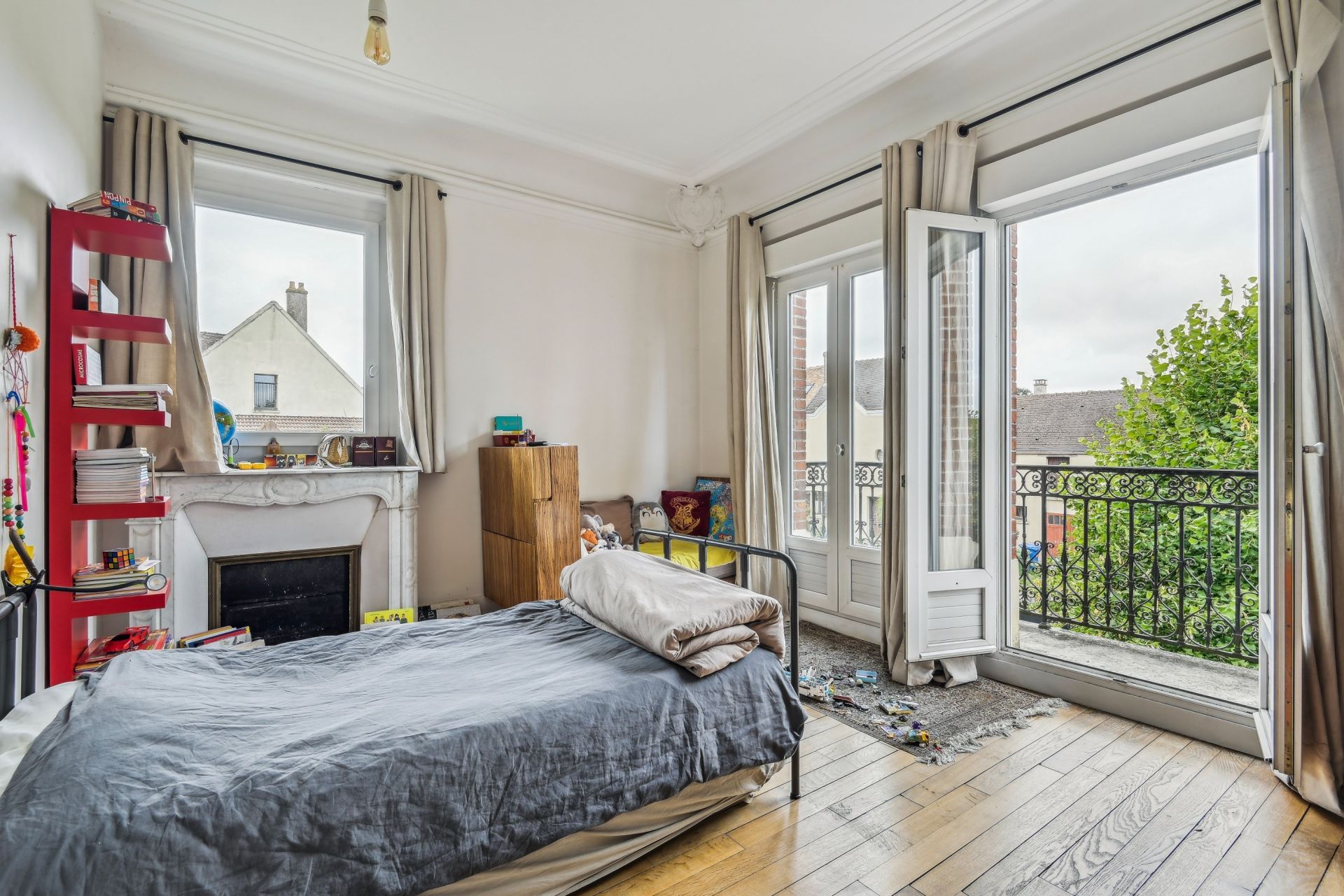 mansion 9 Rooms for sale on SONCHAMP (78120)