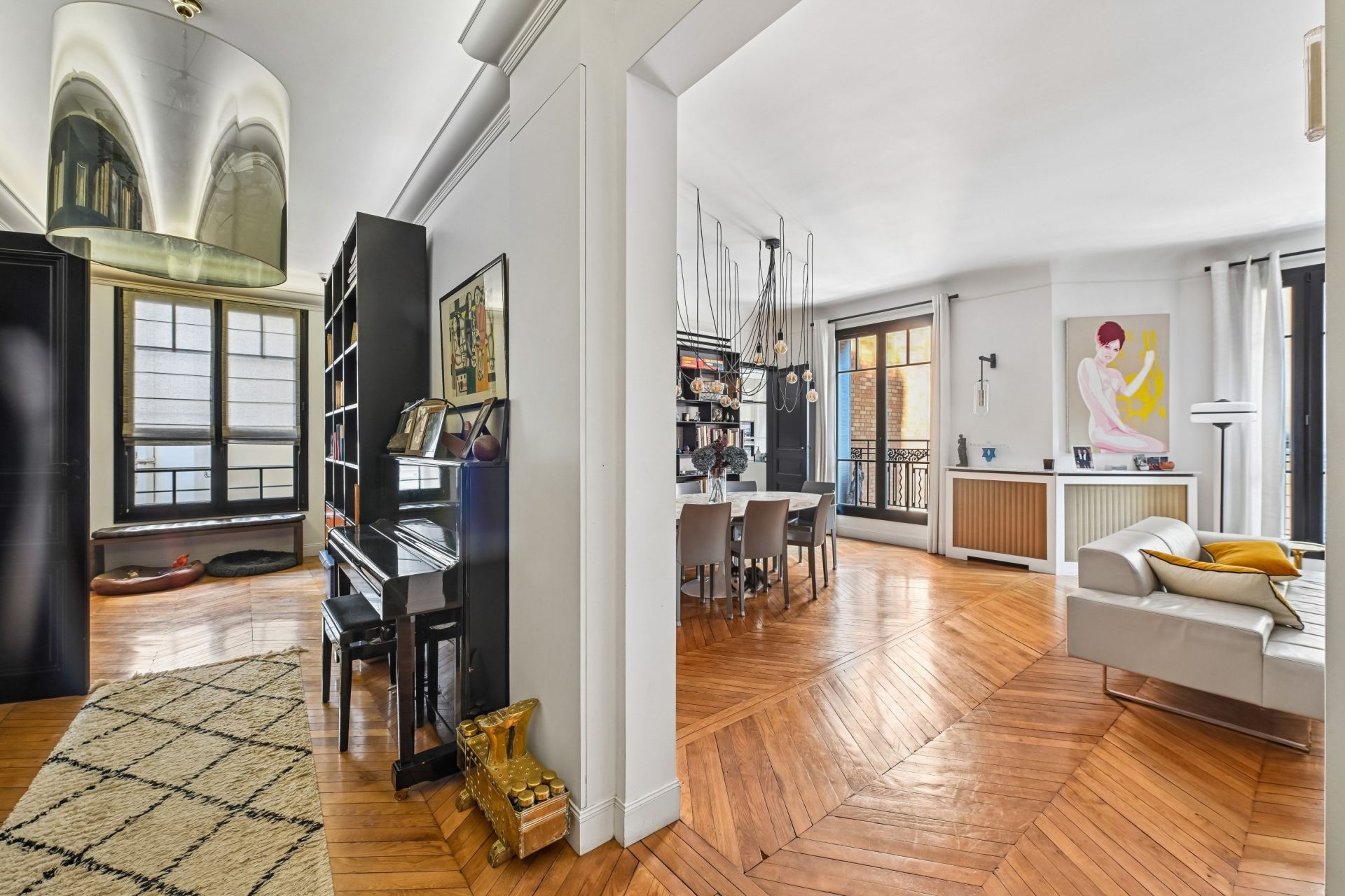 luxury apartment 6 Rooms for sale on NEUILLY SUR SEINE (92200)