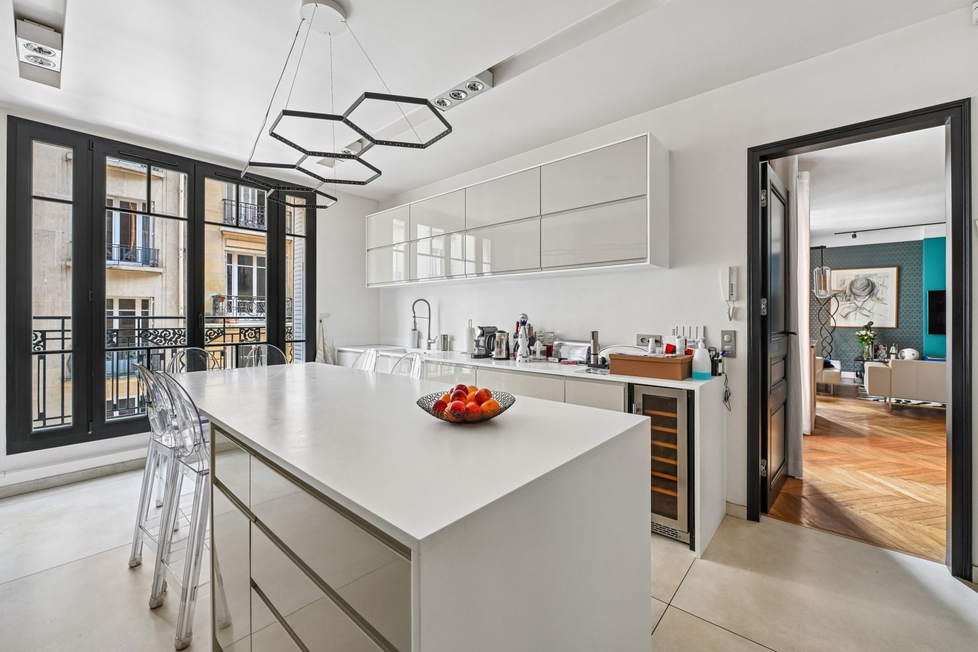 luxury apartment 6 Rooms for sale on NEUILLY SUR SEINE (92200)