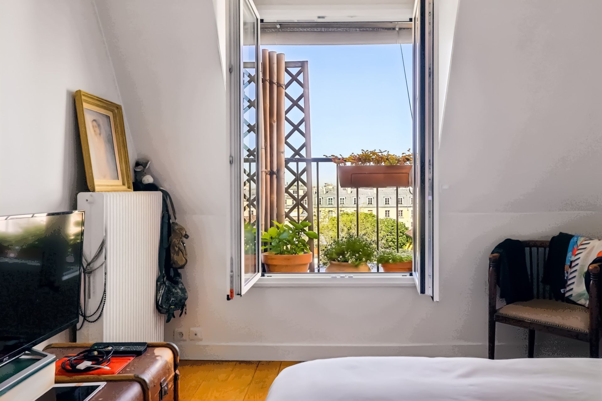 luxury apartment 2 Rooms for sale on PARIS (75003)