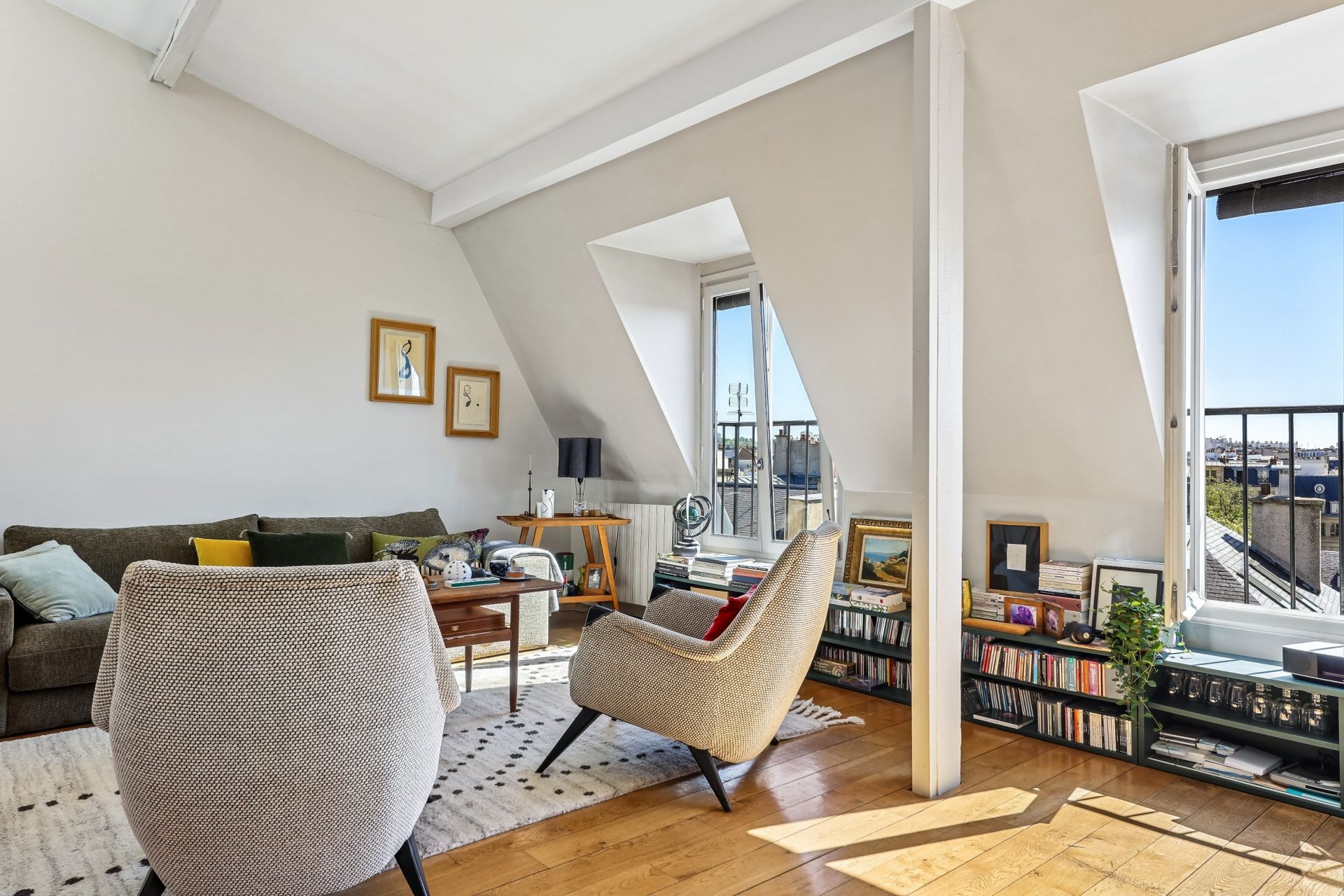 luxury apartment 2 Rooms for sale on PARIS (75003)