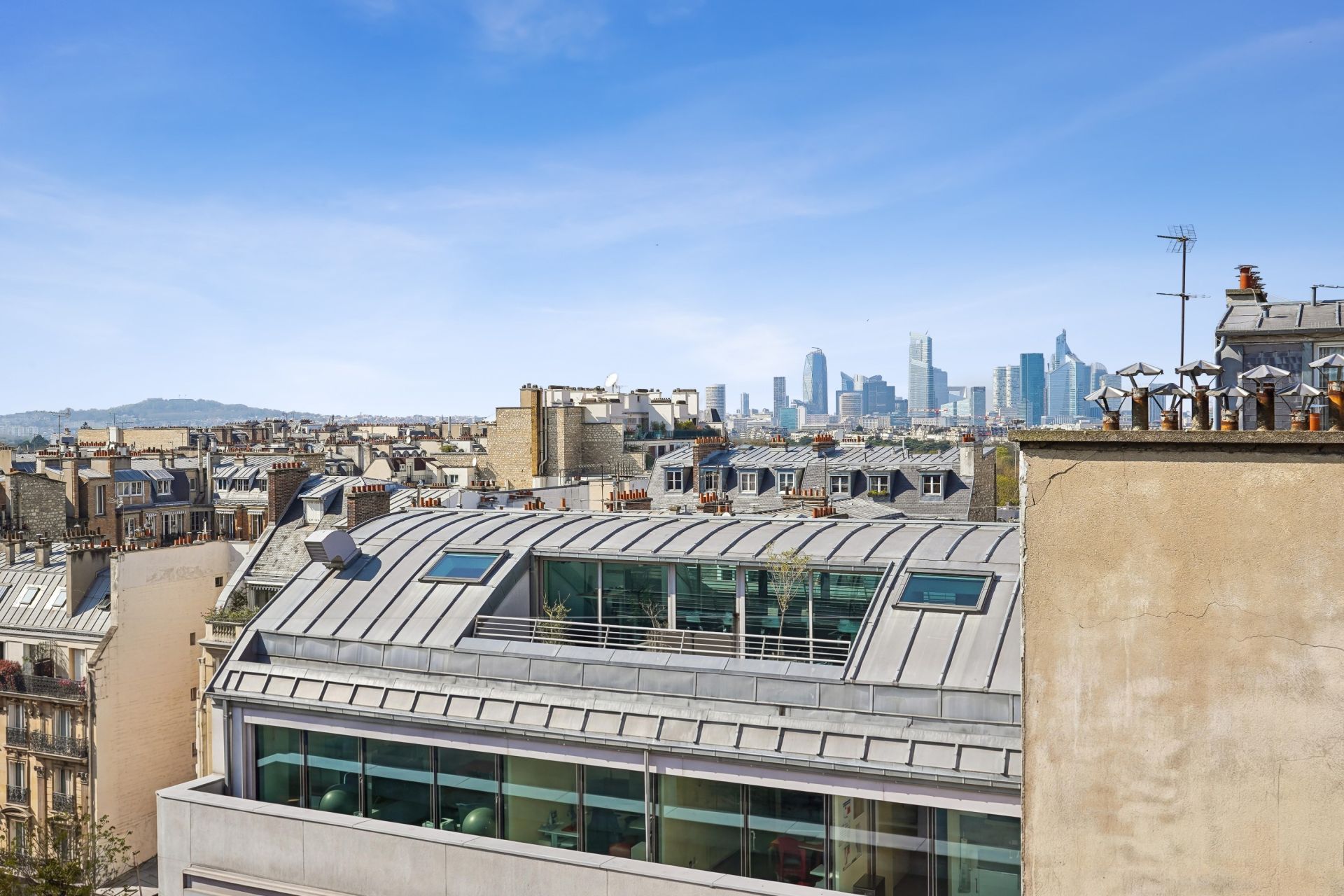 luxury apartment 9 Rooms for sale on PARIS (75016)