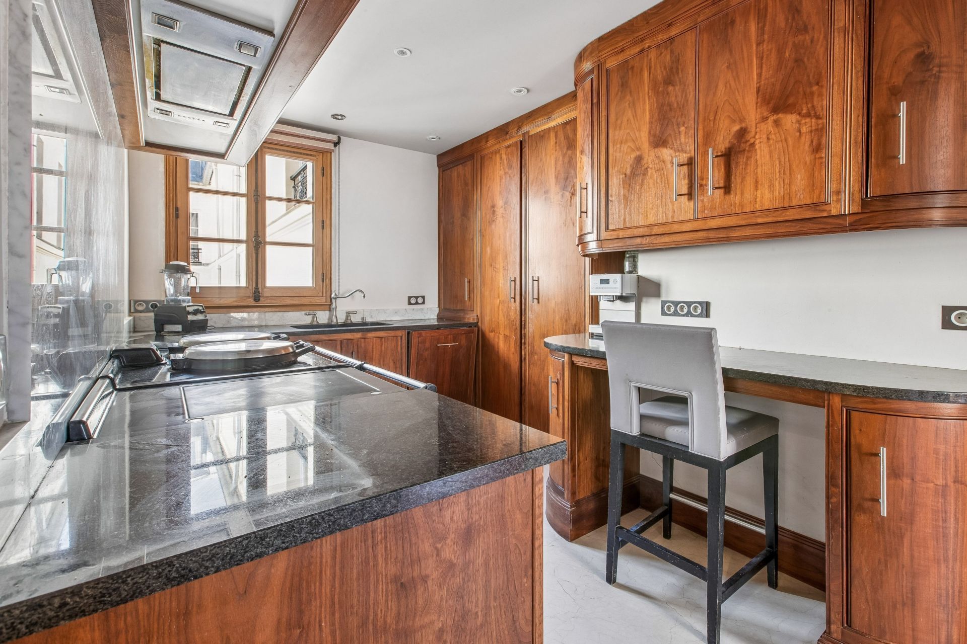 luxury apartment 2 Rooms for sale on PARIS (75003)