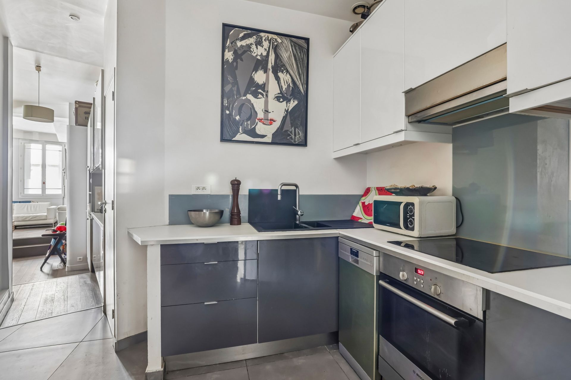 luxury loft 4 Rooms for sale on PARIS (75018)