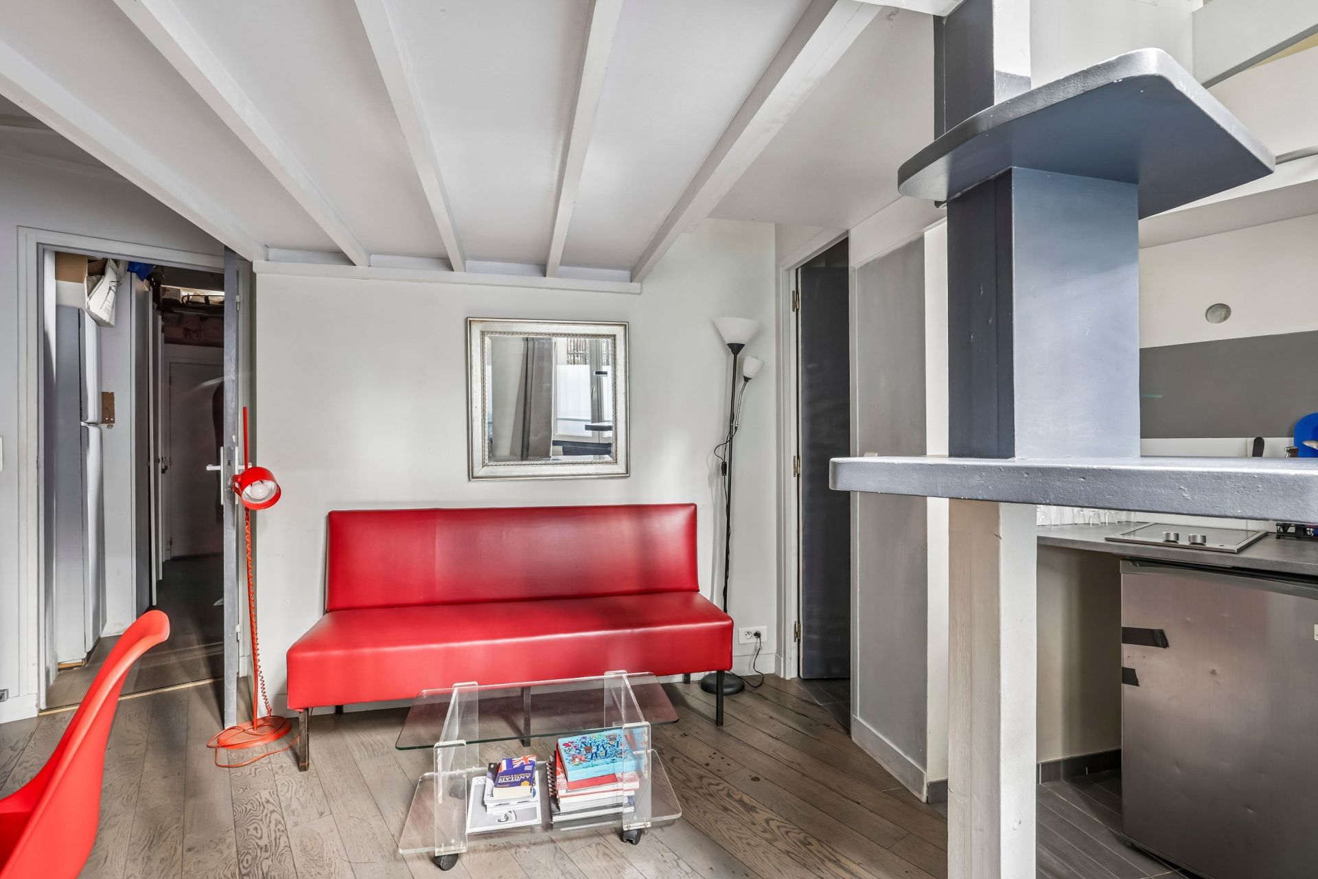 luxury loft 4 Rooms for sale on PARIS (75018)