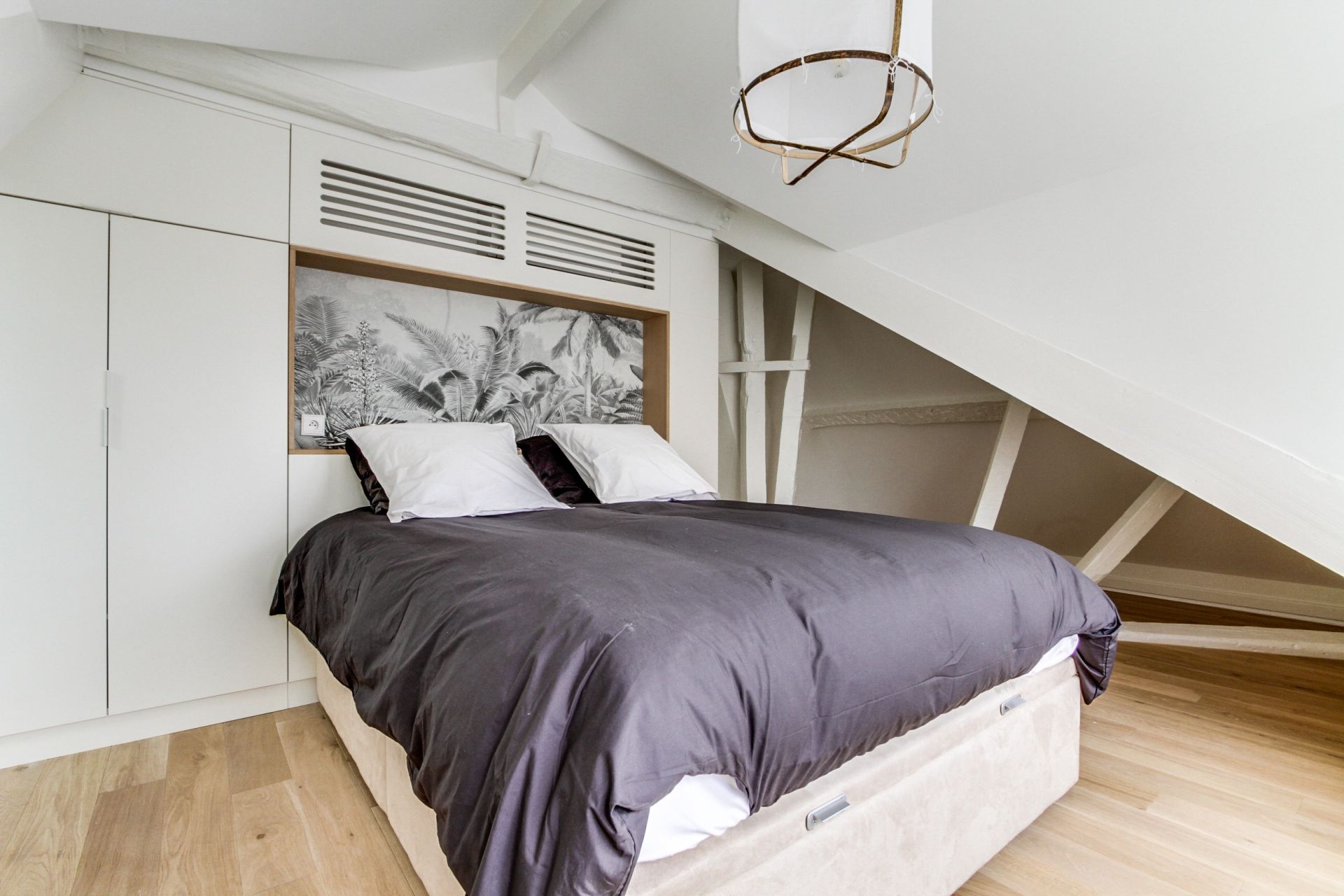 luxury duplex 2 Rooms for sale on PARIS (75003)