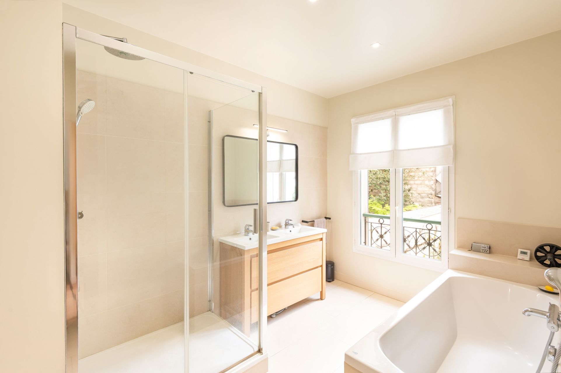 maison de luxe 12 Pièces en vente sur LEVALLOIS PERRET (92300)