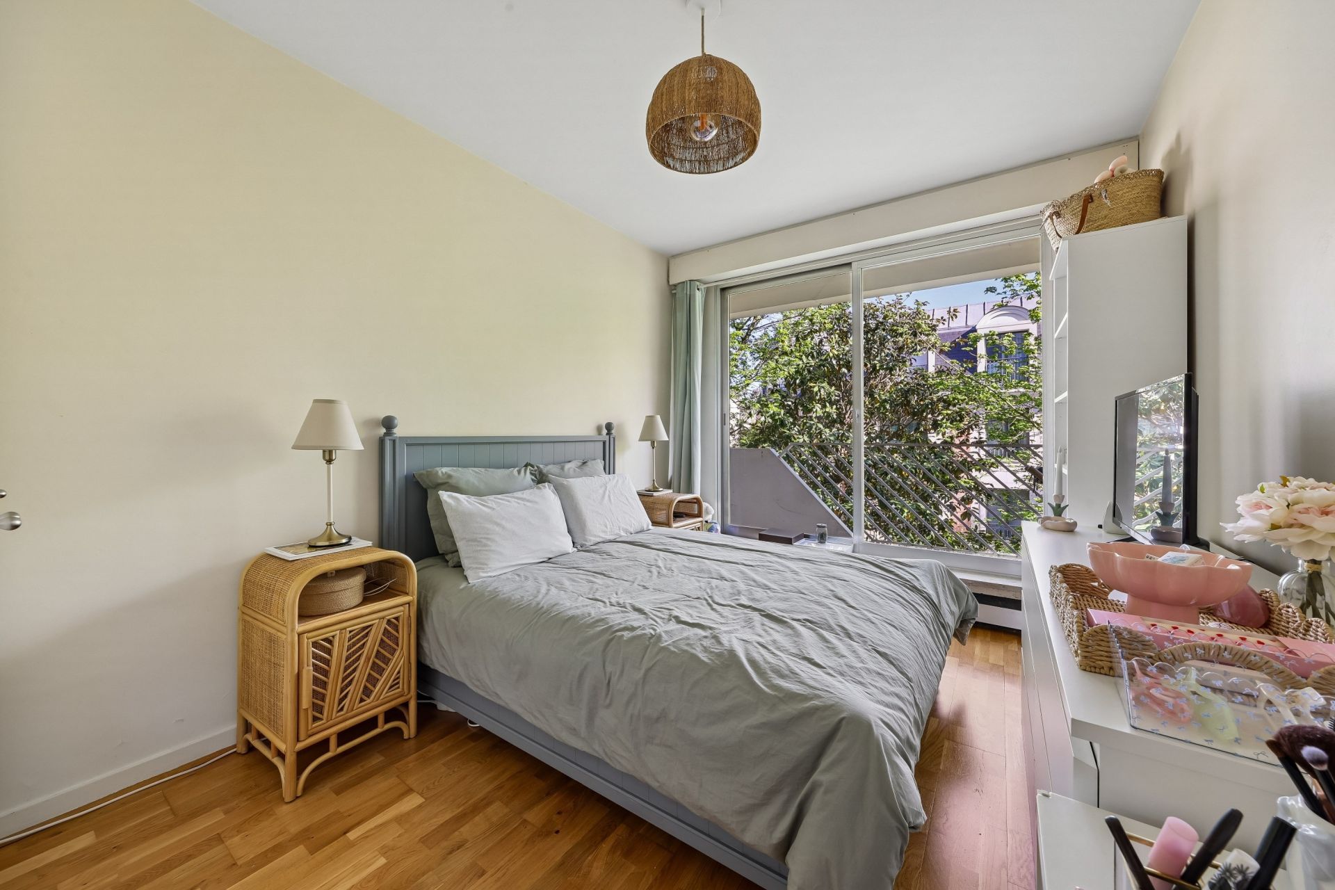 luxury apartment 2 Rooms for sale on NEUILLY SUR SEINE (92200)