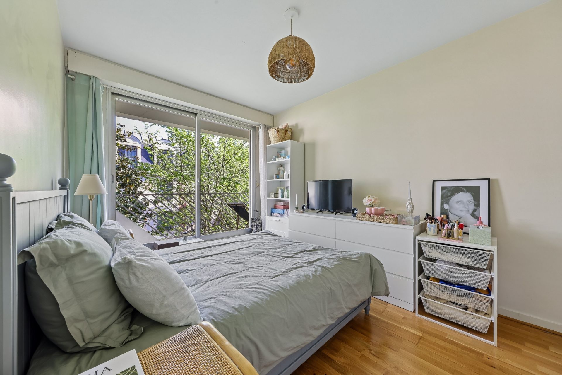 luxury apartment 2 Rooms for sale on NEUILLY SUR SEINE (92200)