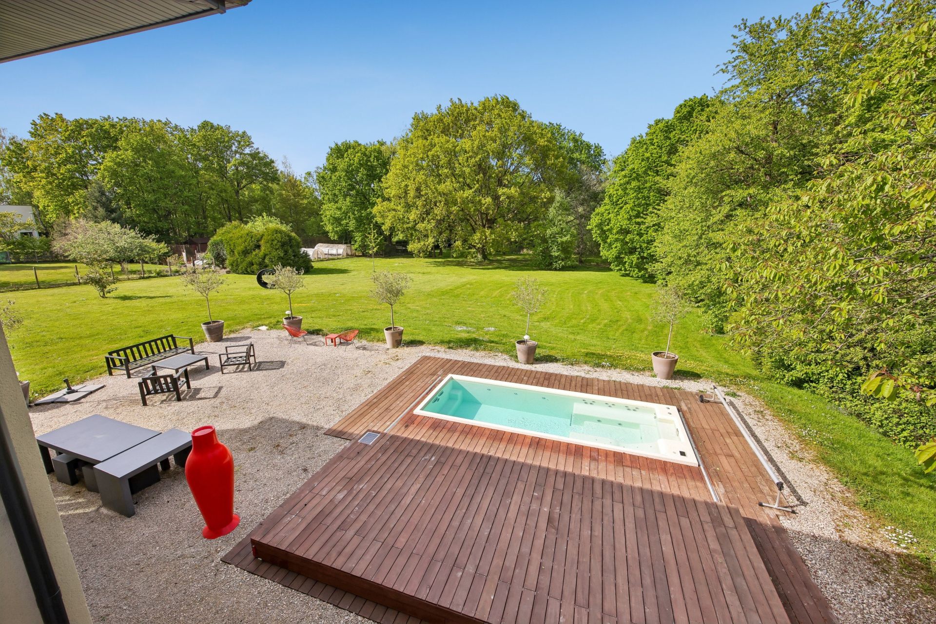 luxury house 5 Rooms for sale on ST REMY L HONORE (78690)
