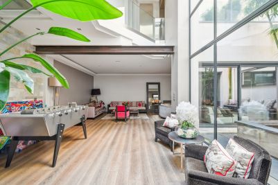 Vente Hôtel particulier Paris 15 7&nbsp;Pièces 300&nbsp;m²