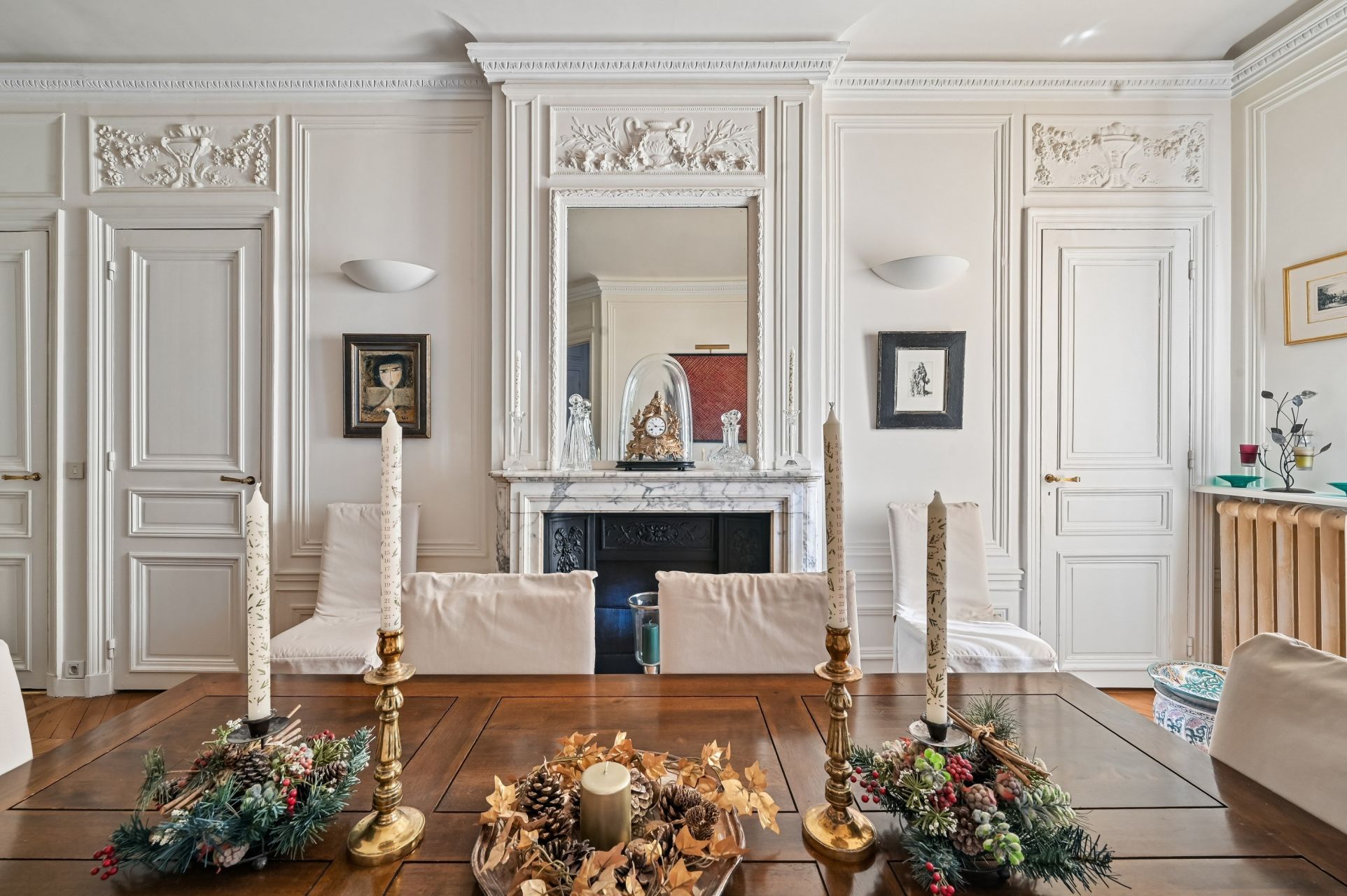 luxury apartment 5 Rooms for sale on PARIS (75016)