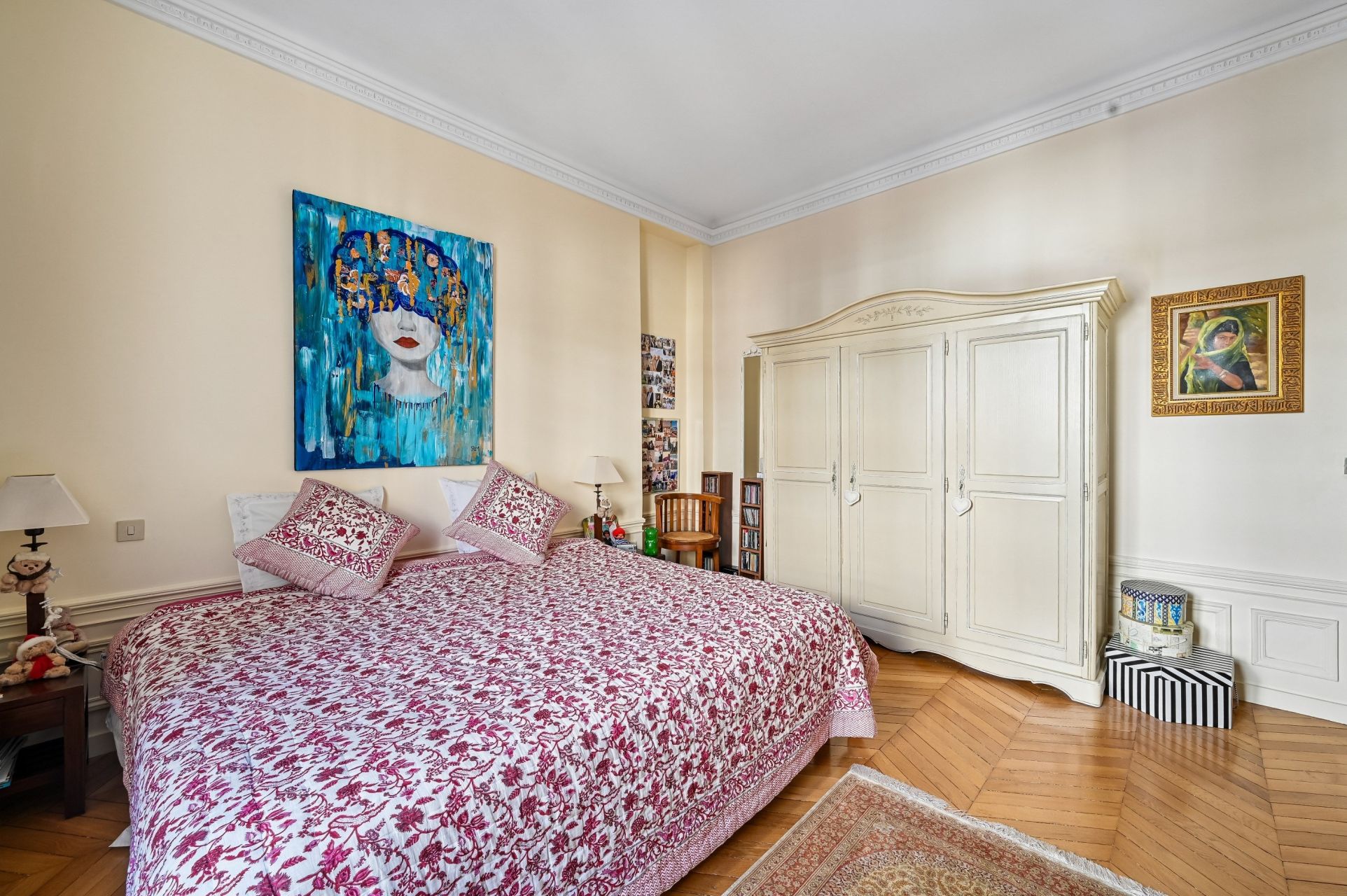 luxury apartment 5 Rooms for sale on PARIS (75016)