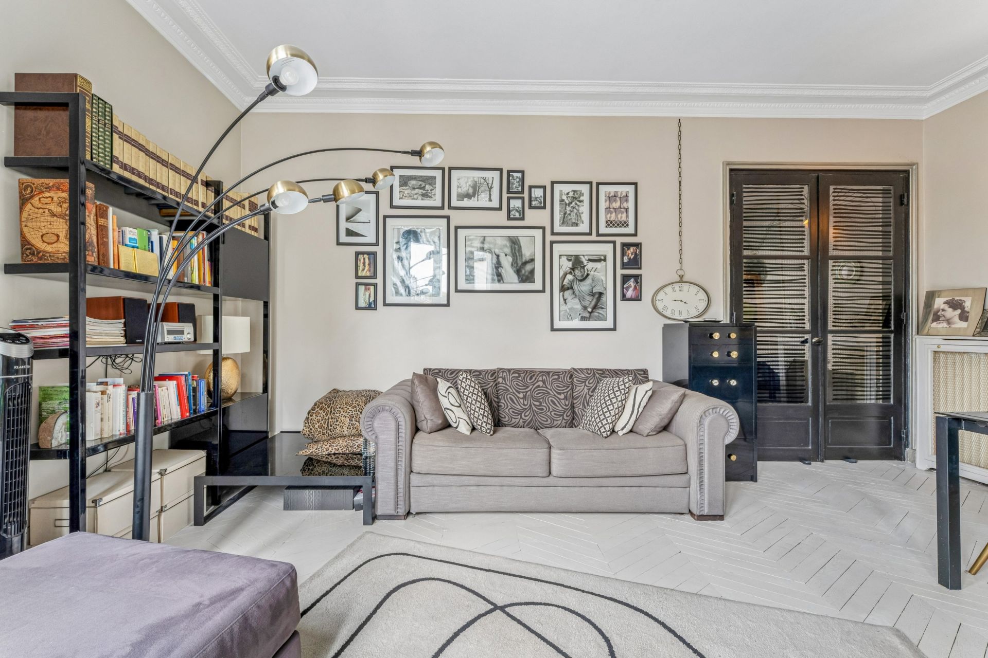 luxury apartment 3 Rooms for sale on PARIS (75116)