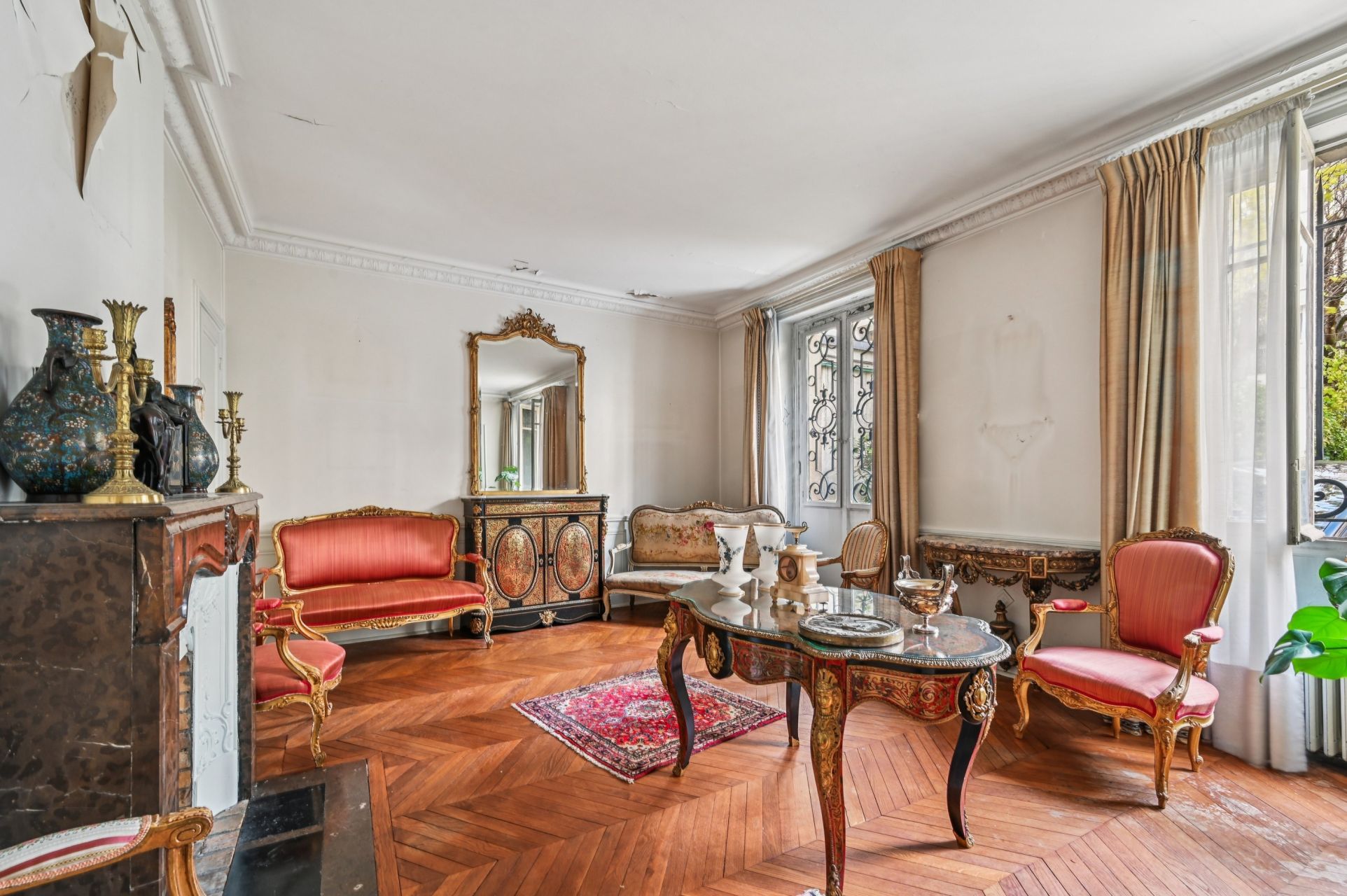 luxury apartment 8 Rooms for sale on PARIS (75016)