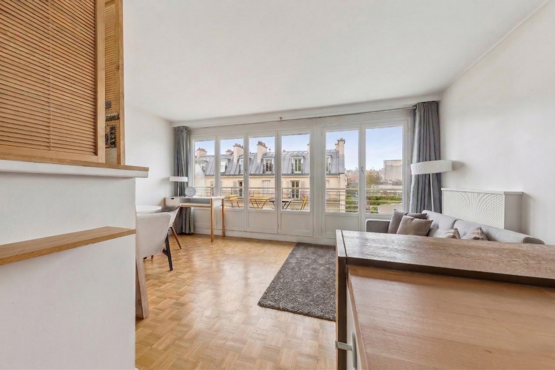 luxury apartment 1 room for sale on PARIS (75012)