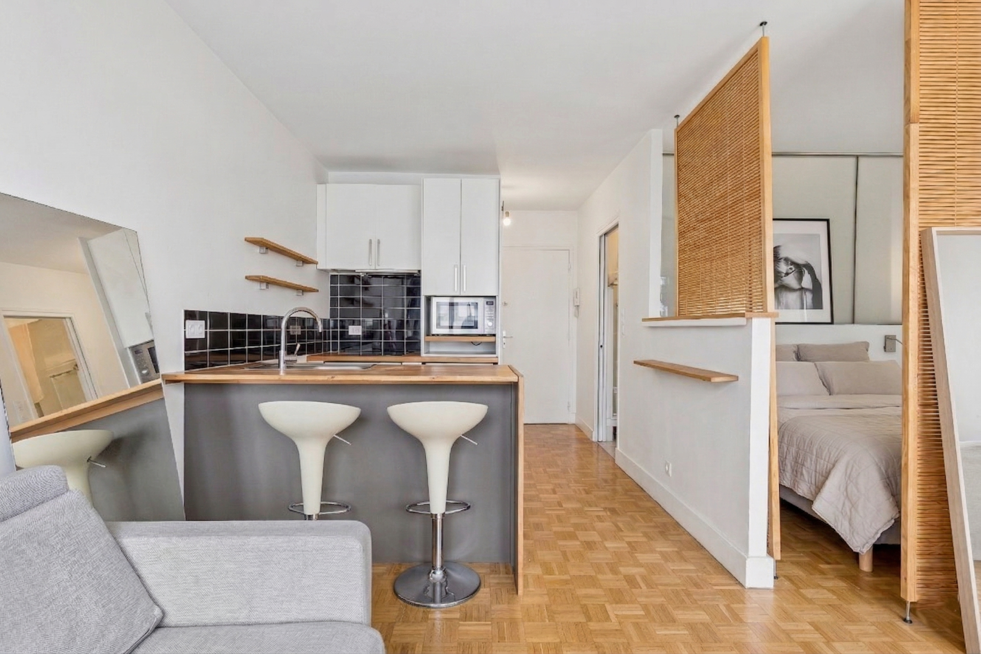 luxury apartment 1 room for sale on PARIS (75012)