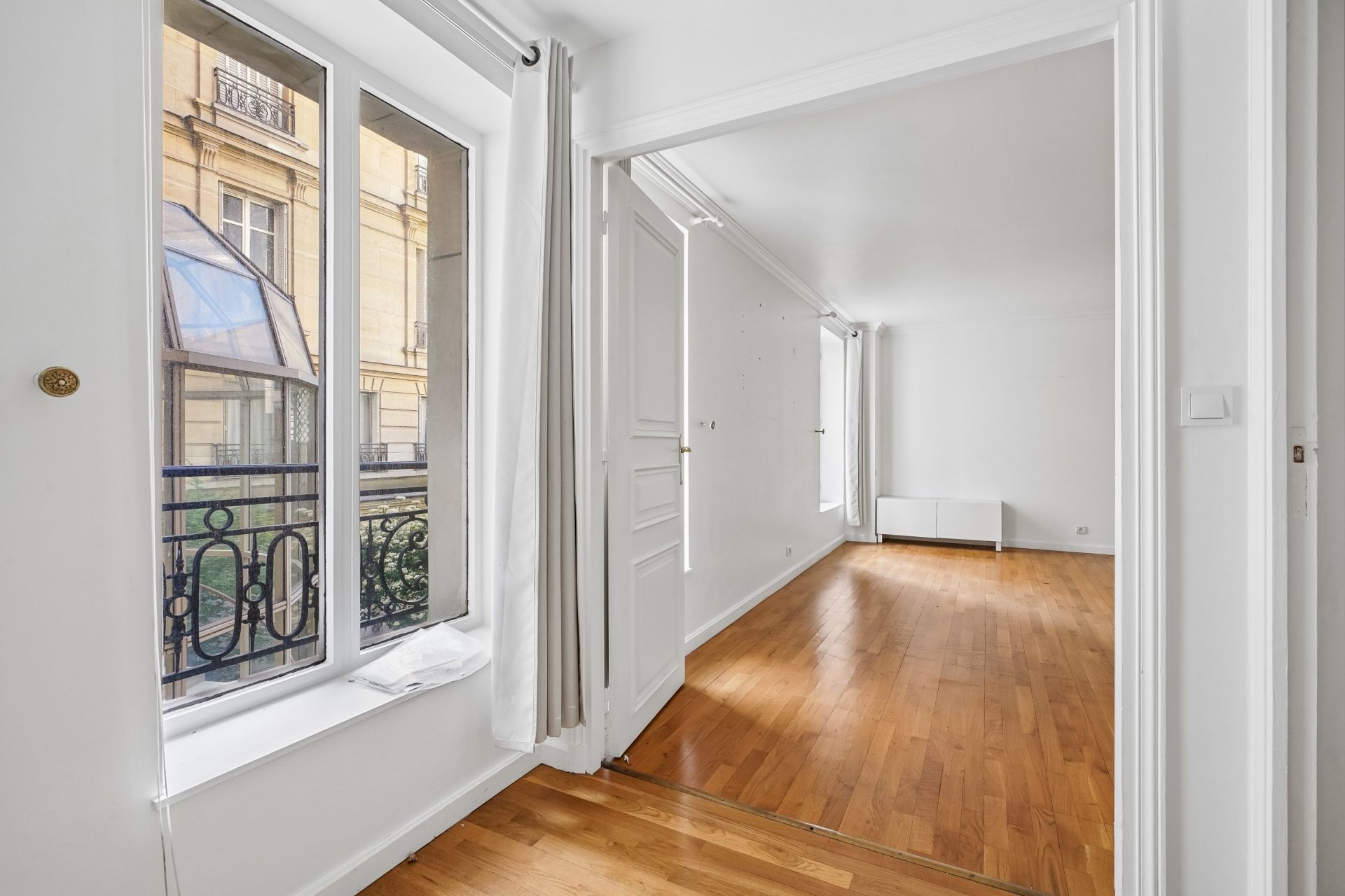 luxury apartment 3 Rooms for sale on PARIS (75008)