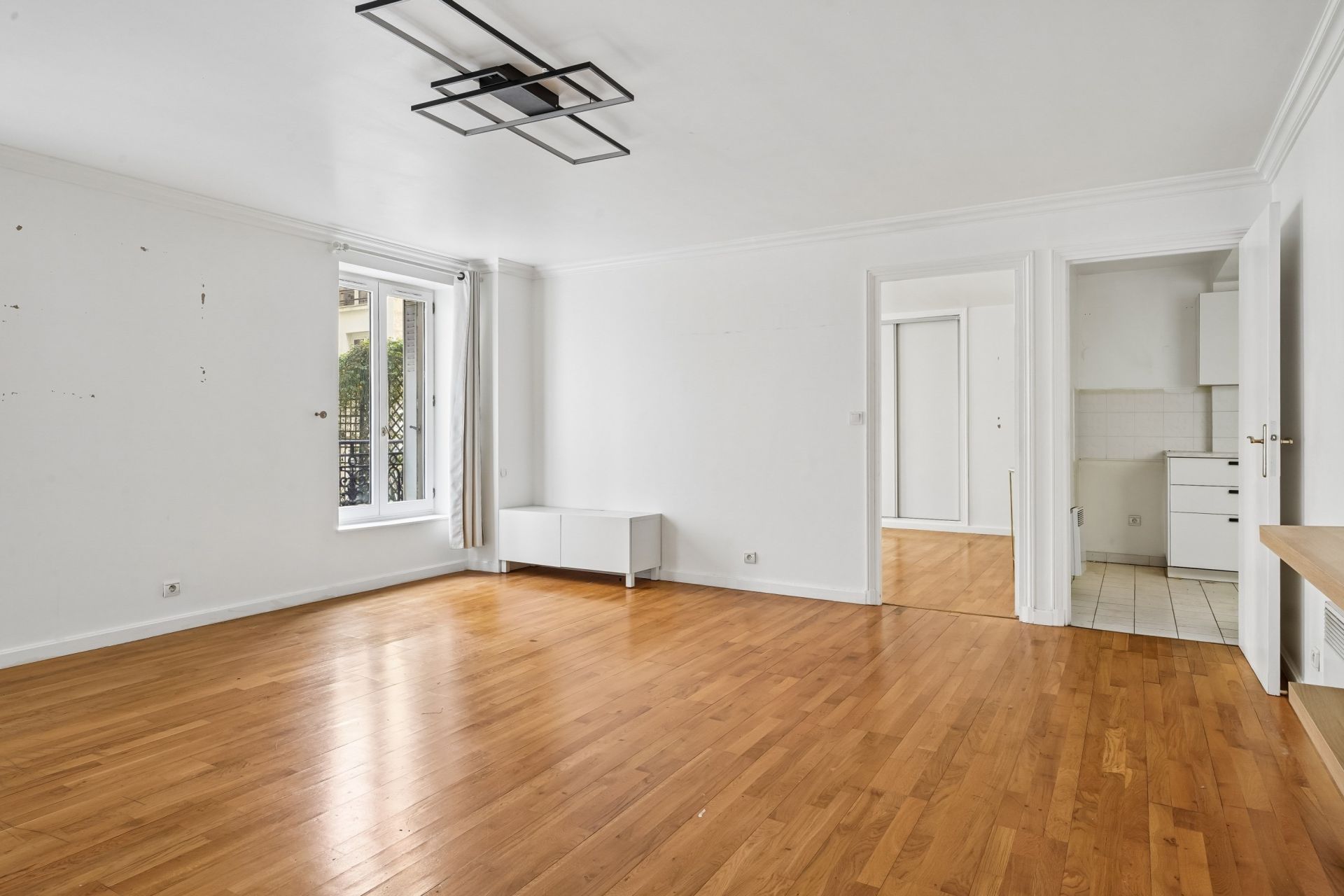 luxury apartment 3 Rooms for sale on PARIS (75008)