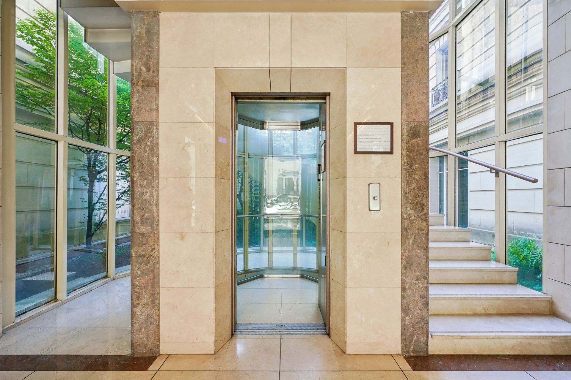 luxury apartment 3 Rooms for sale on PARIS (75008)