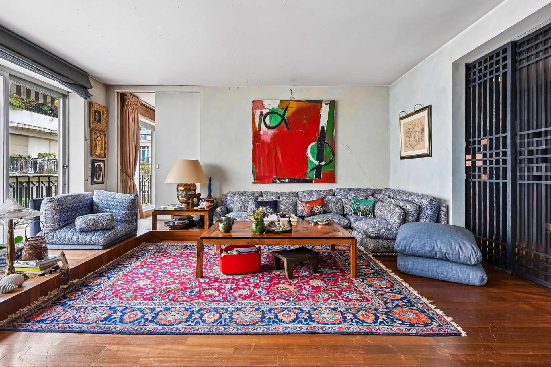 luxury apartment 5 Rooms for sale on NEUILLY SUR SEINE (92200)