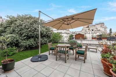 Sale Luxury apartment Neuilly-sur-Seine 5&nbsp;Rooms 149.21&nbsp;m²