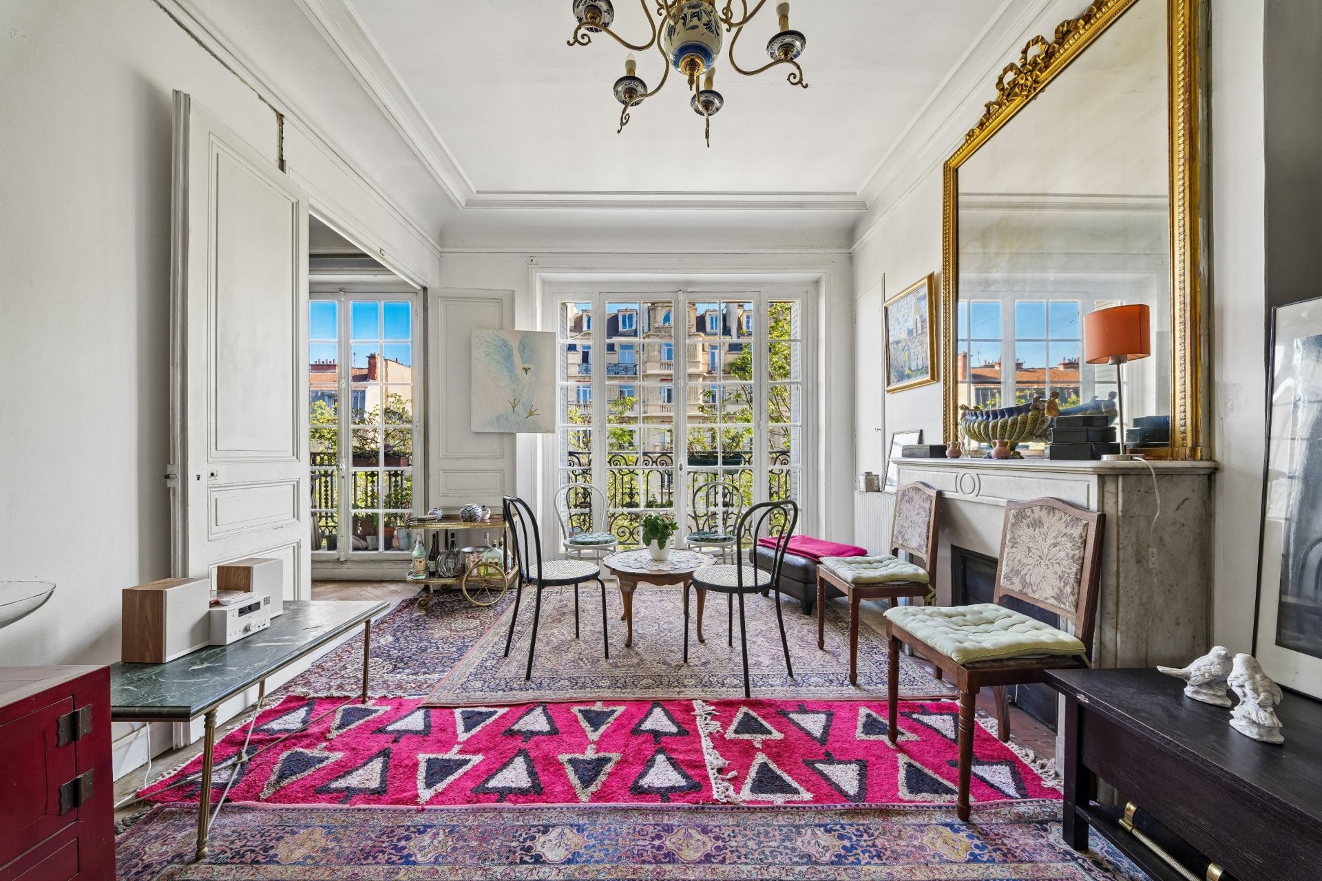 luxury apartment 4 Rooms for sale on NEUILLY SUR SEINE (92200)