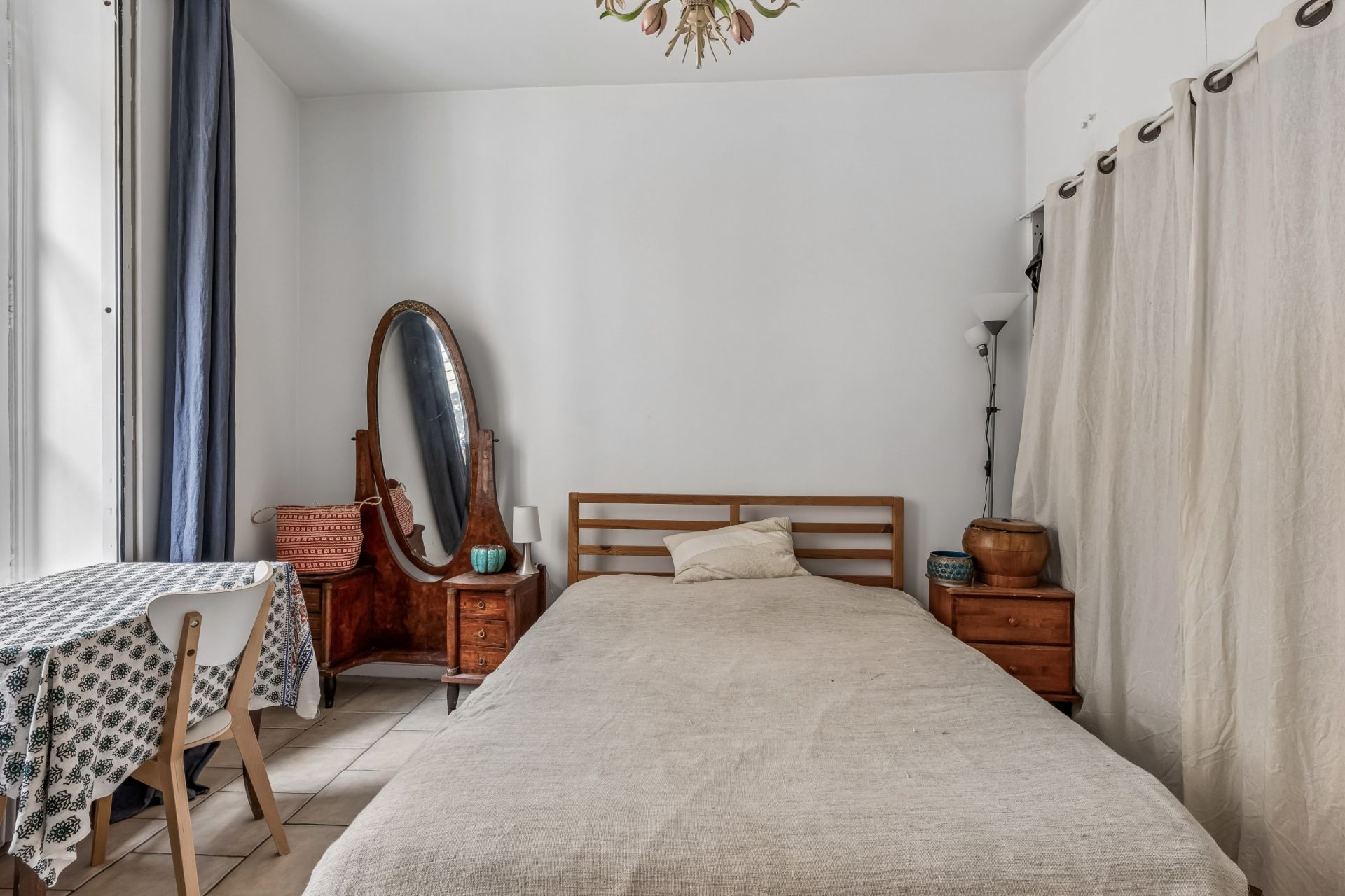 luxury apartment 4 Rooms for sale on PARIS (75008)