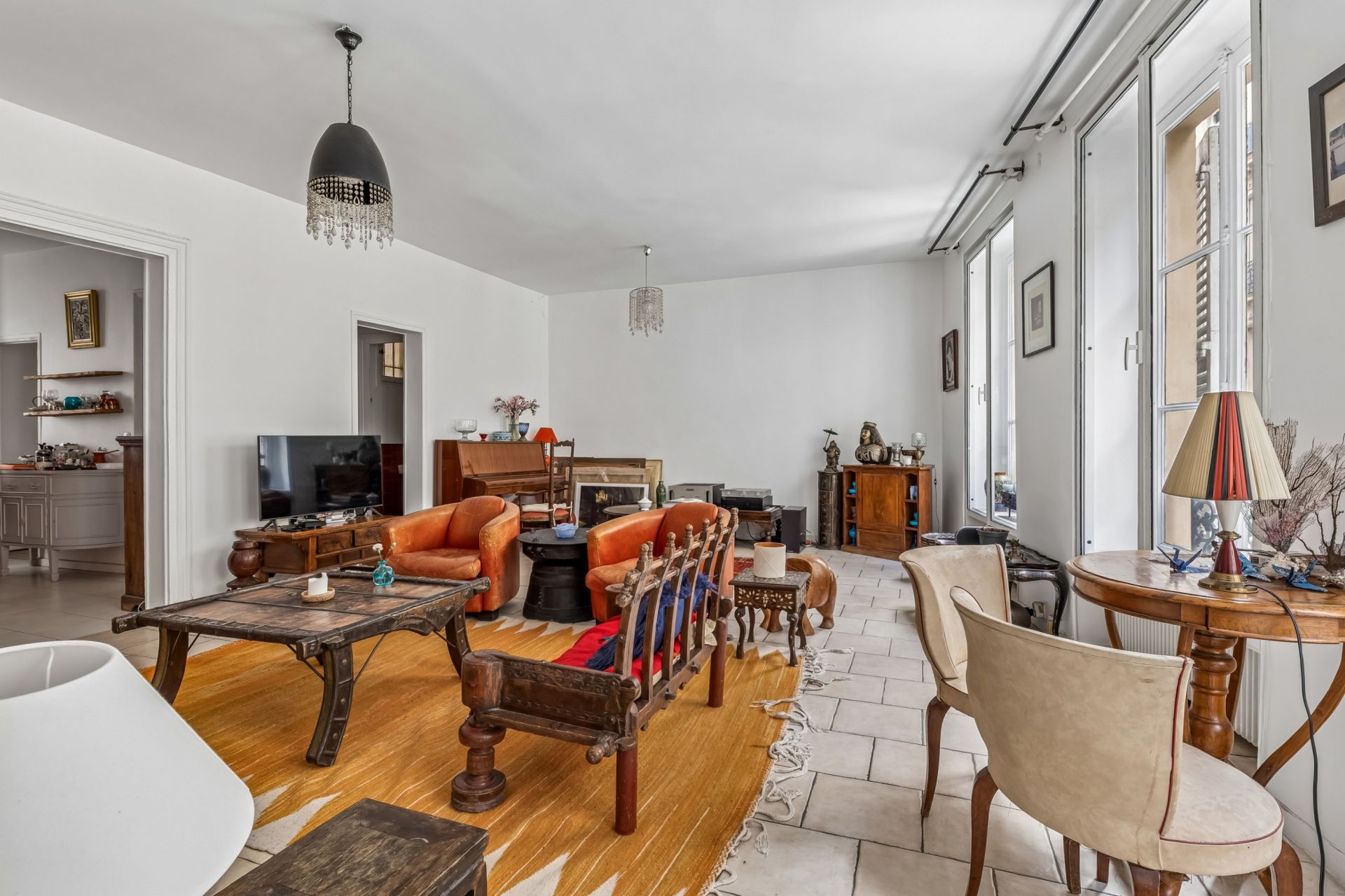 luxury apartment 4 Rooms for sale on PARIS (75008)