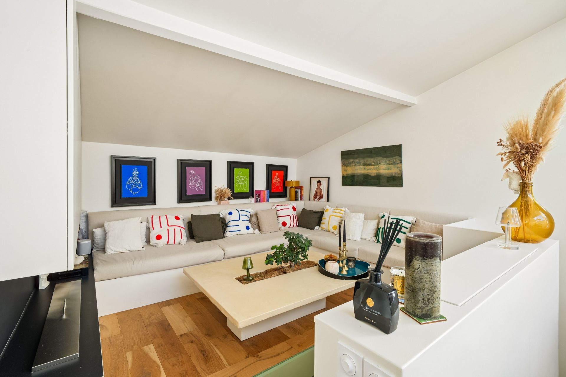 artist studio 3 Rooms for sale on PARIS (75017)