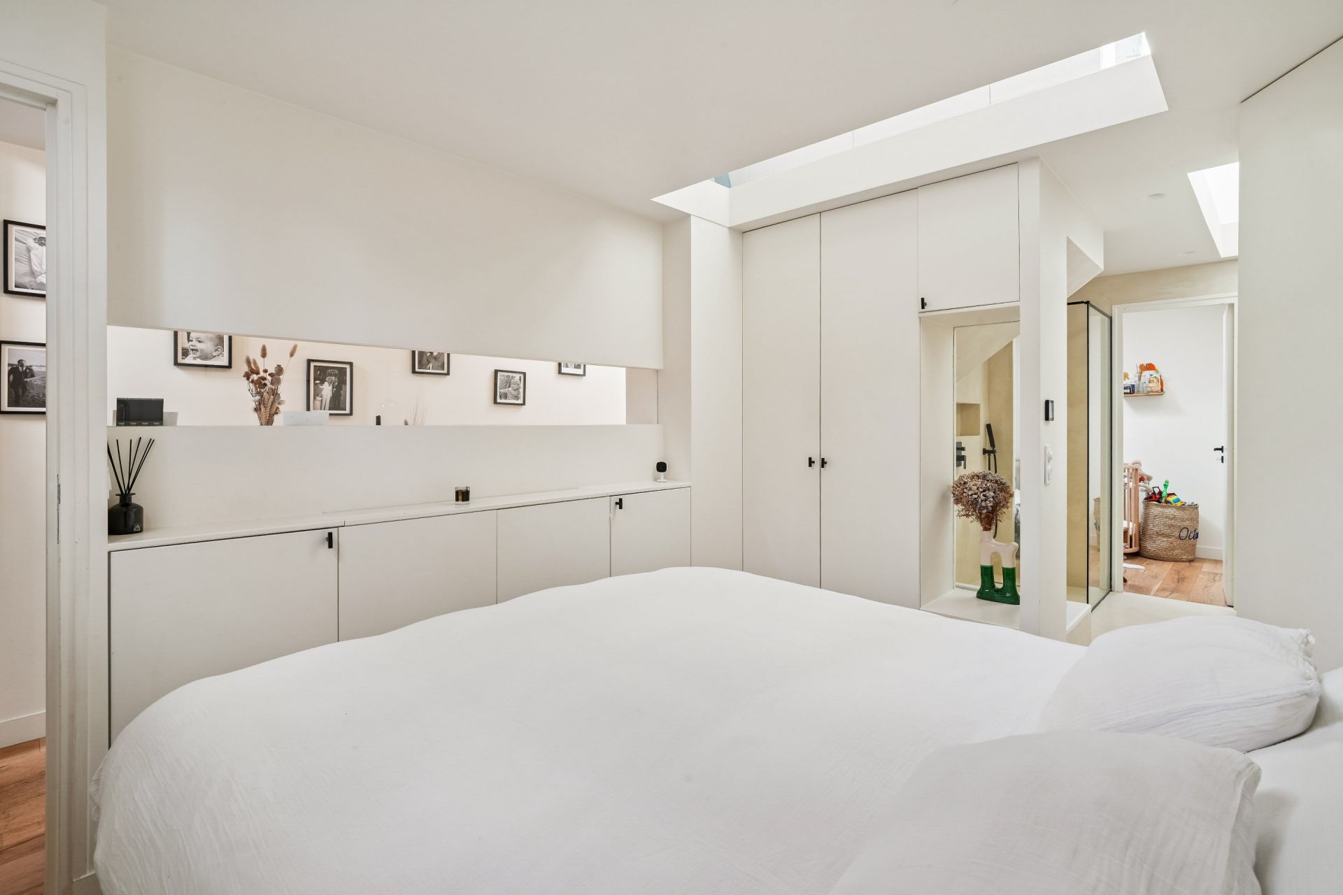 artist studio 3 Rooms for sale on PARIS (75017)