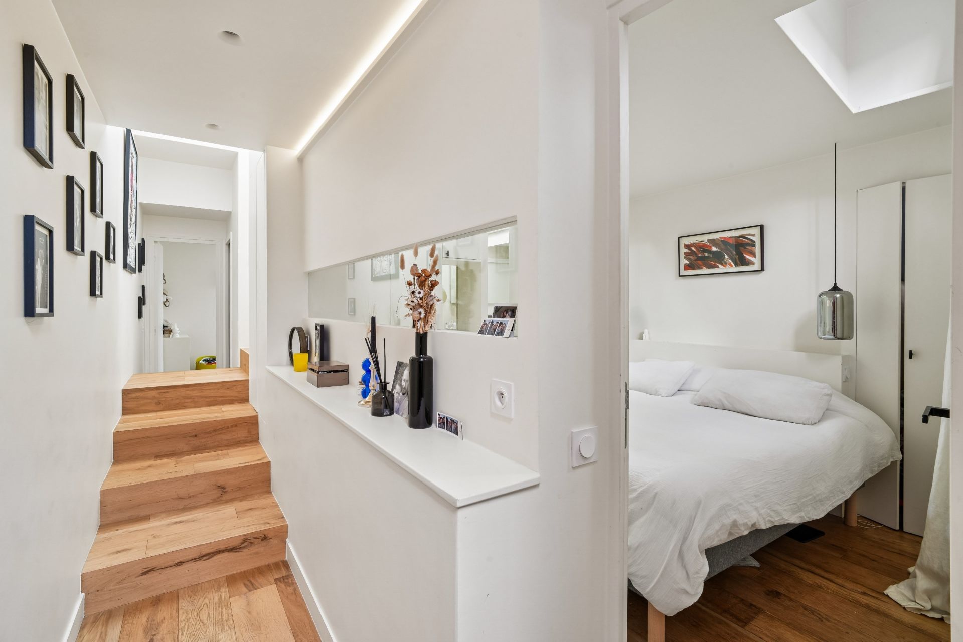 artist studio 3 Rooms for sale on PARIS (75017)