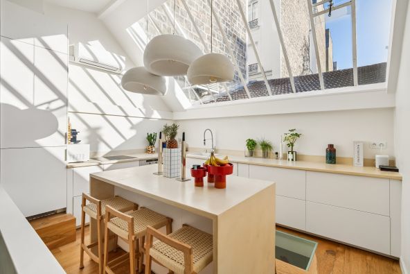 Sale Artist studio Paris 17 3&nbsp;Rooms 60&nbsp;m²