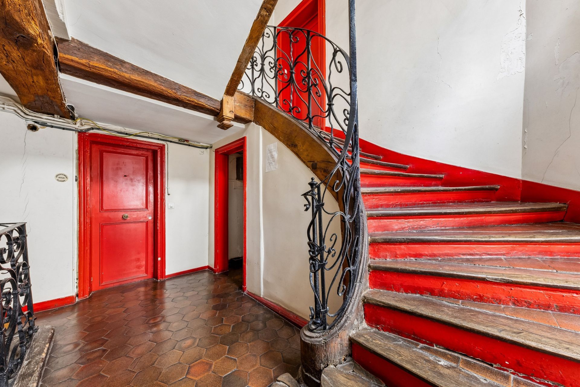 luxury apartment 2 Rooms for sale on PARIS (75004)
