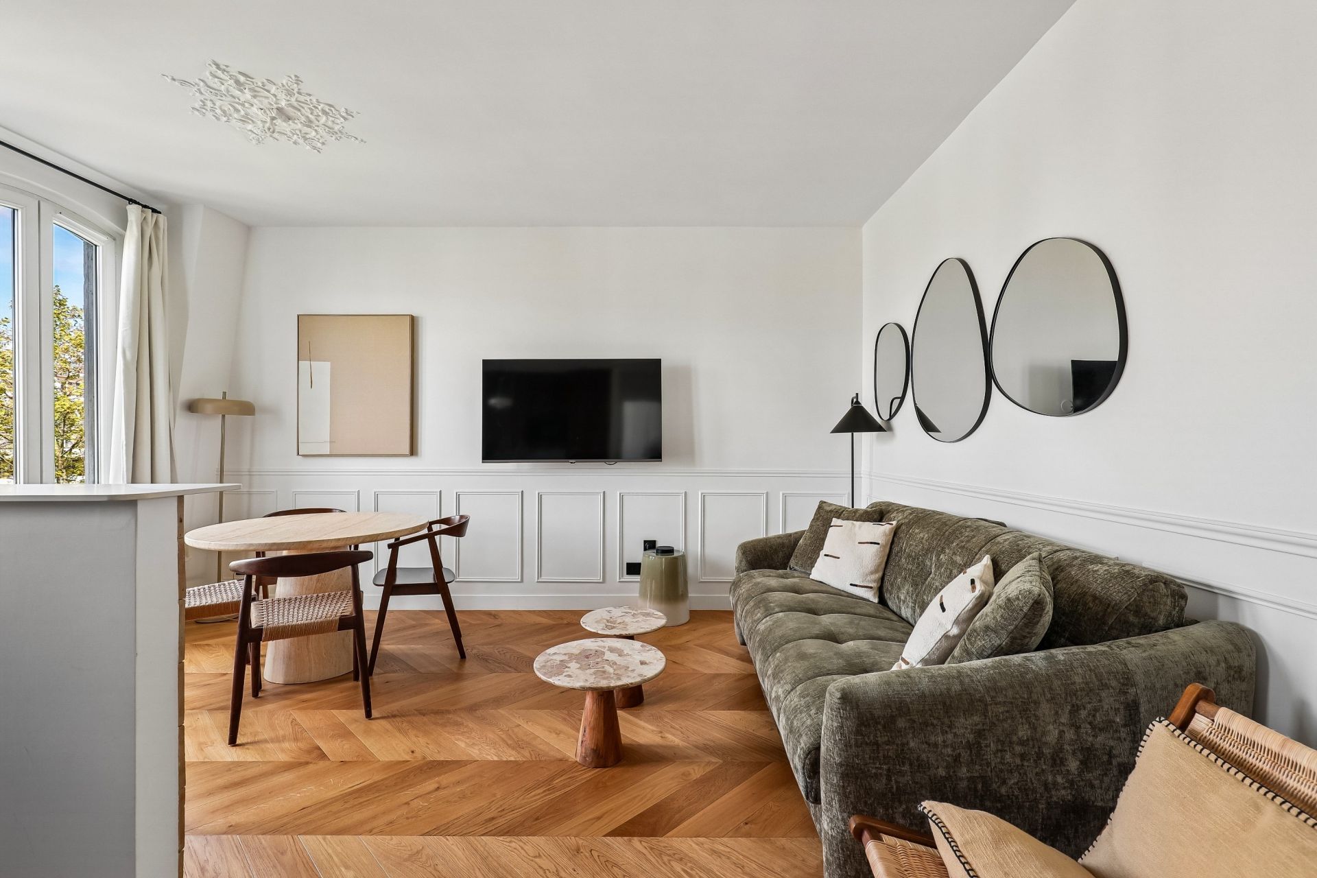 luxury apartment 2 Rooms for sale on PARIS (75017)
